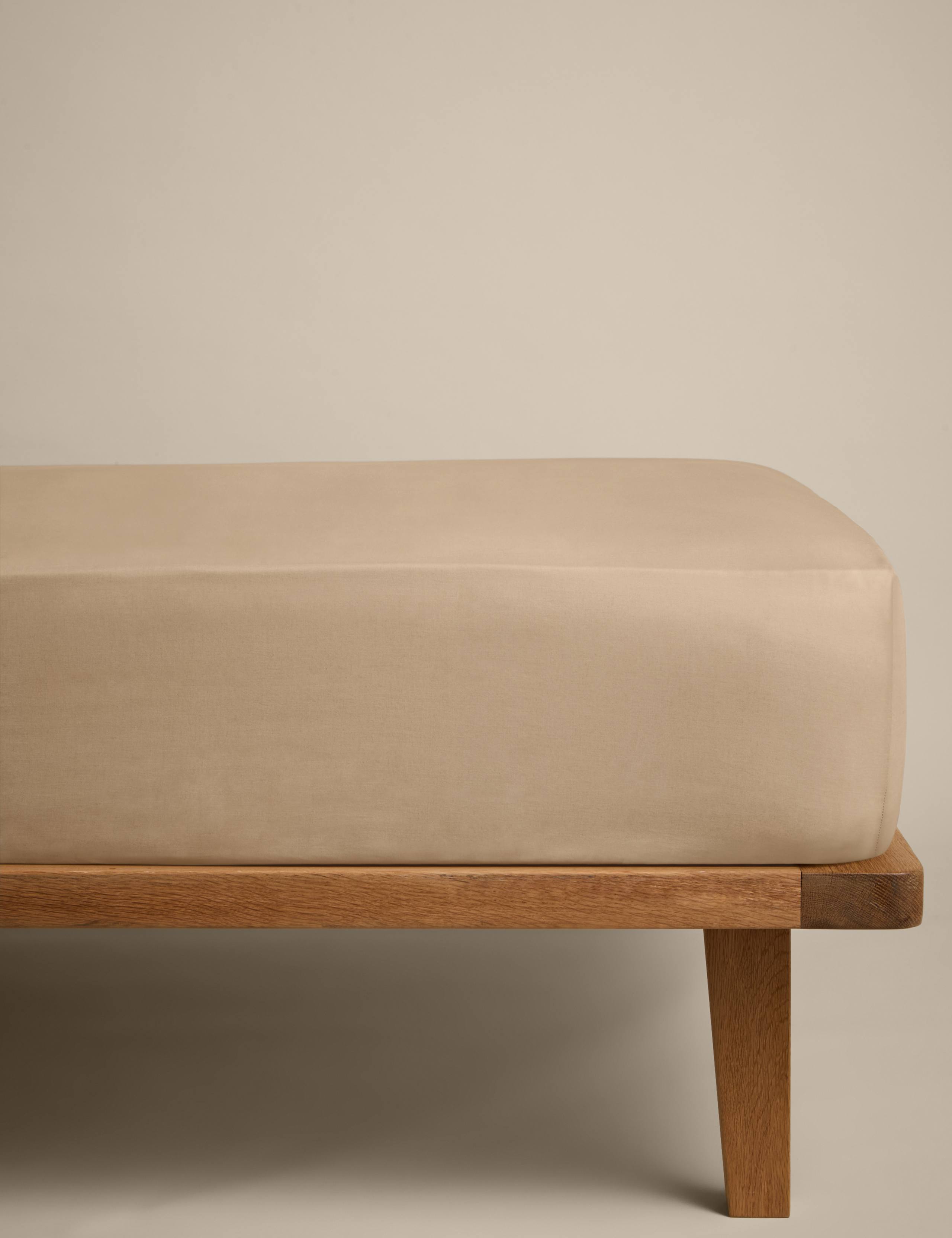 Cotton Rich Extra Deep Fitted Sheet