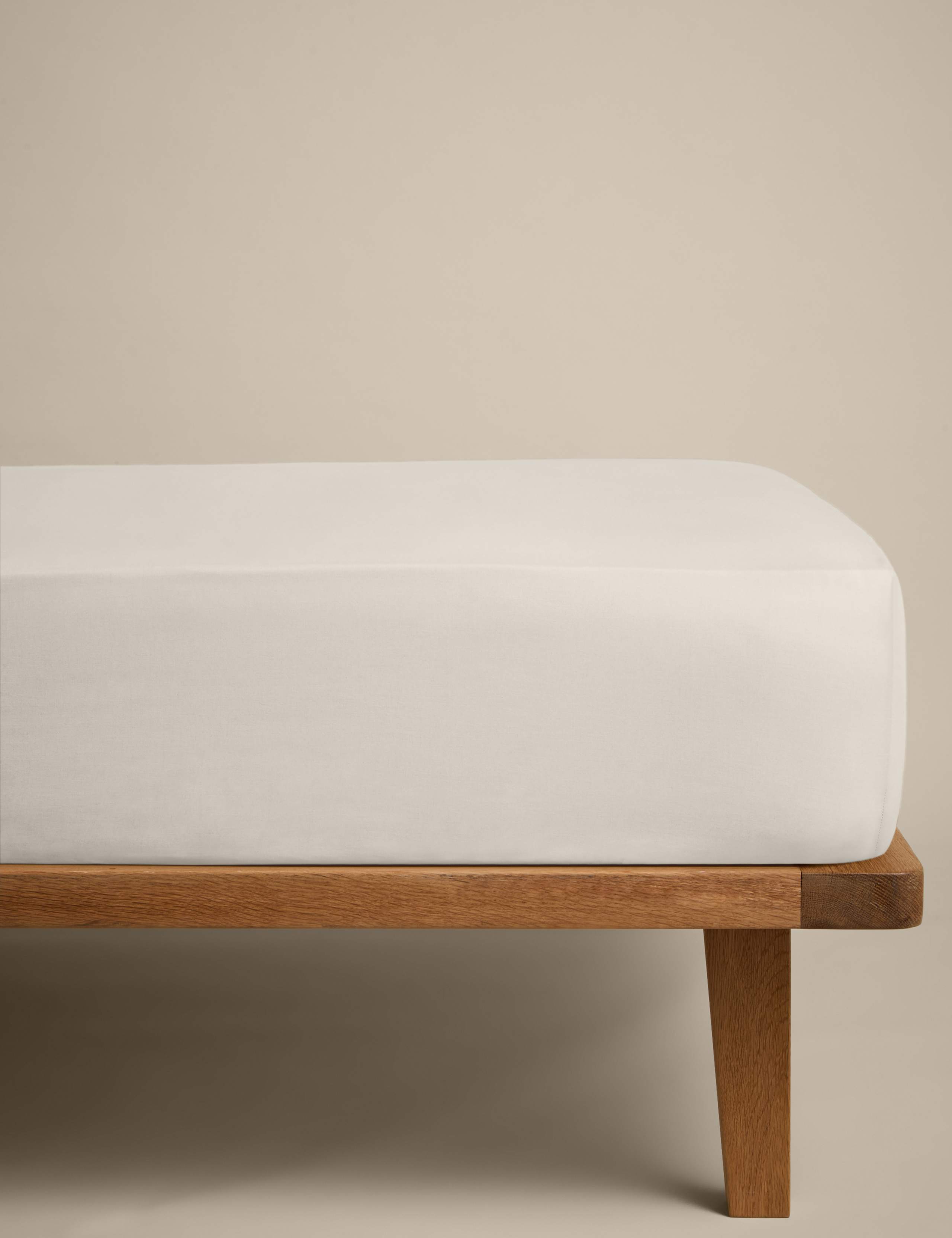 Cotton Rich Extra Deep Fitted Sheet