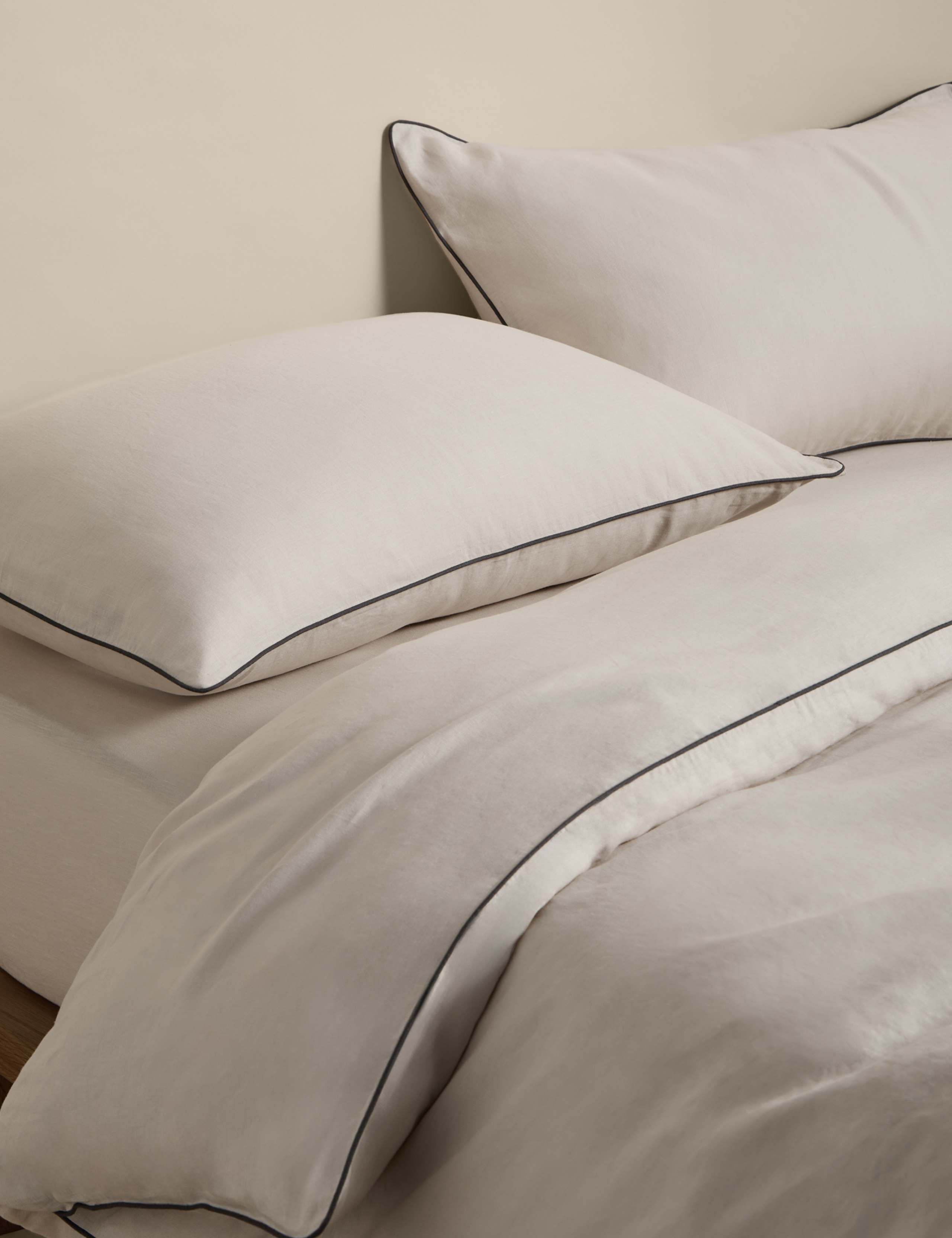 Pure Linen 190 GSM Bedding Set