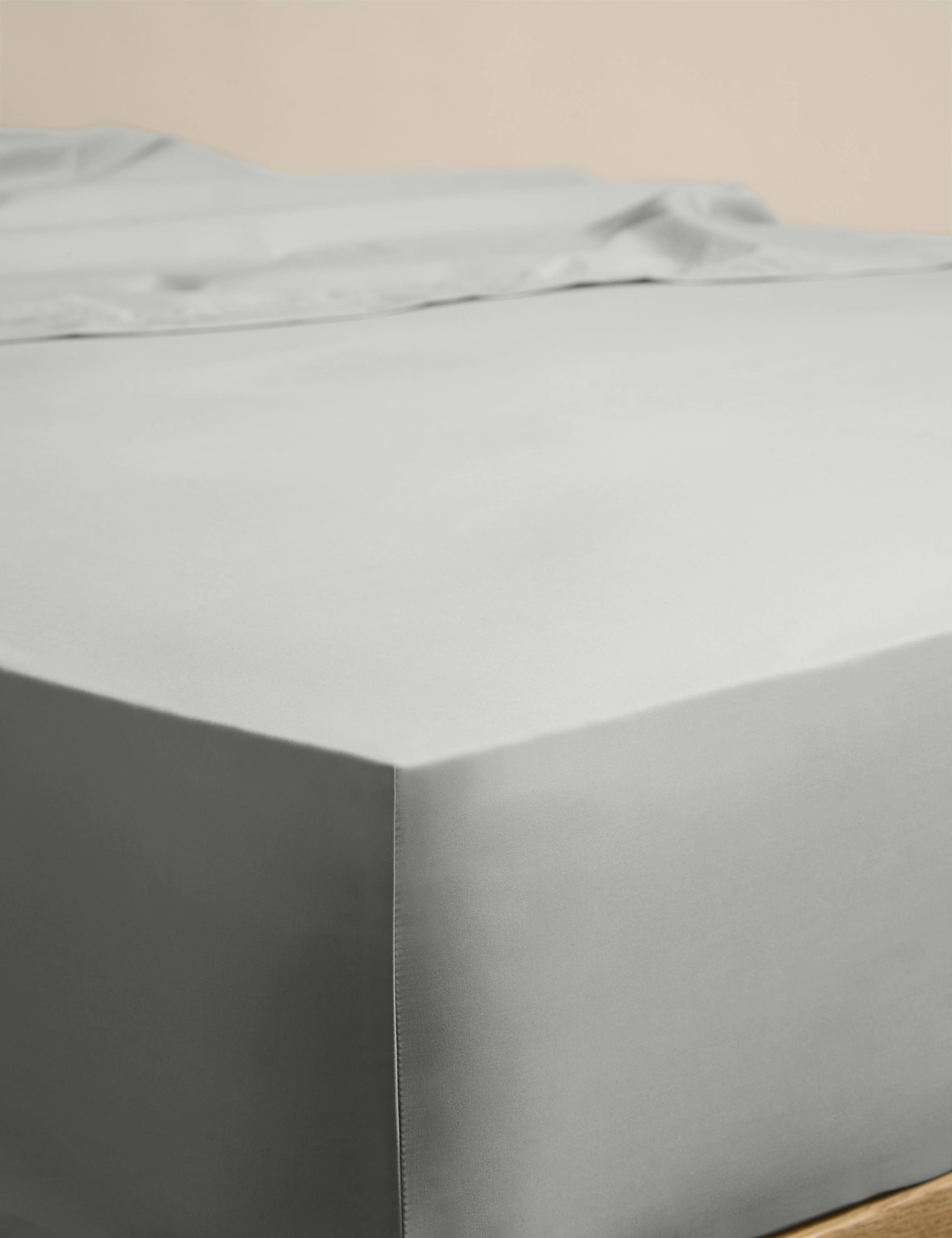 Egyptian Cotton StayPut Fitted Sheet