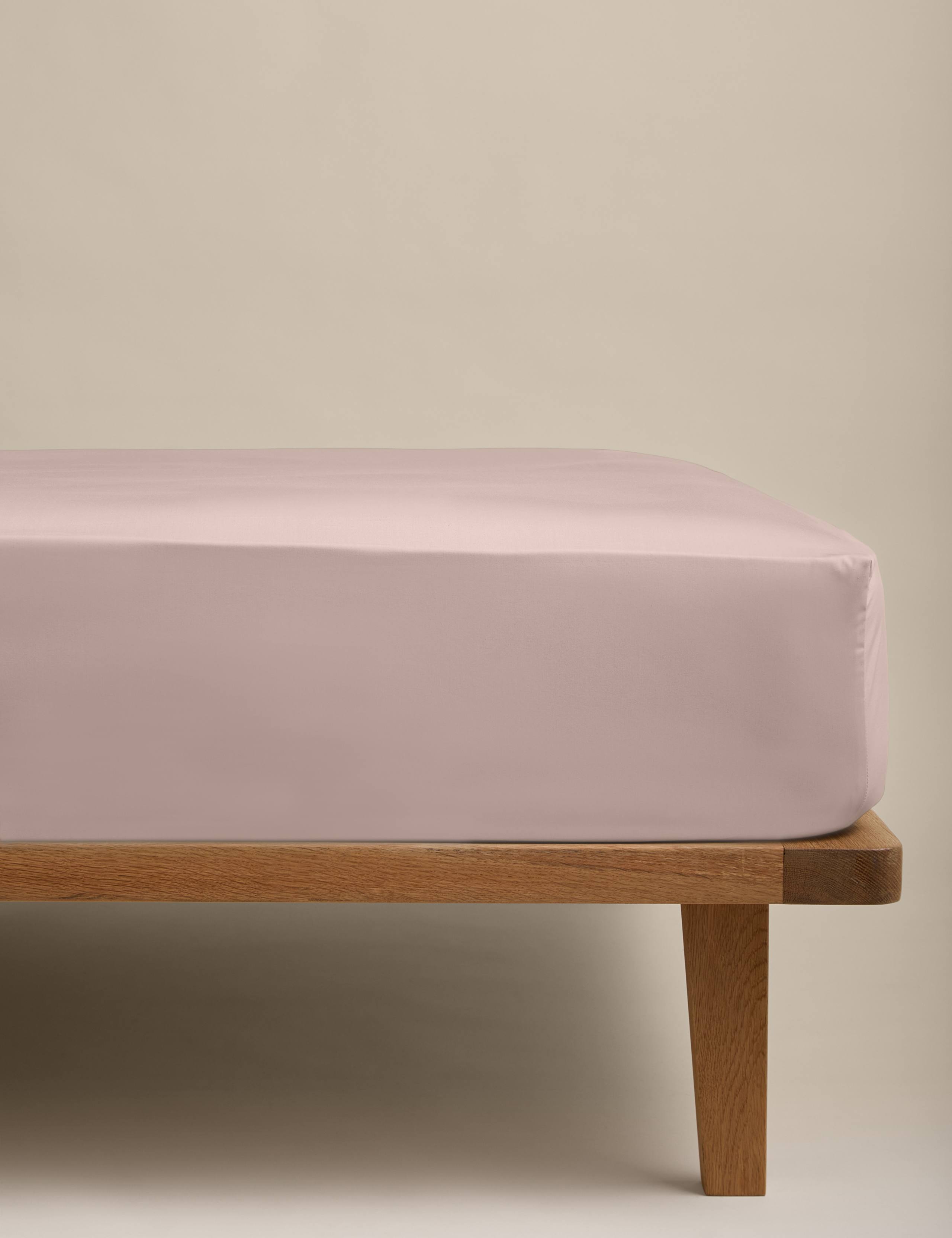 Egyptian Cotton 230 Thread Count StayPut Fitted Sheet