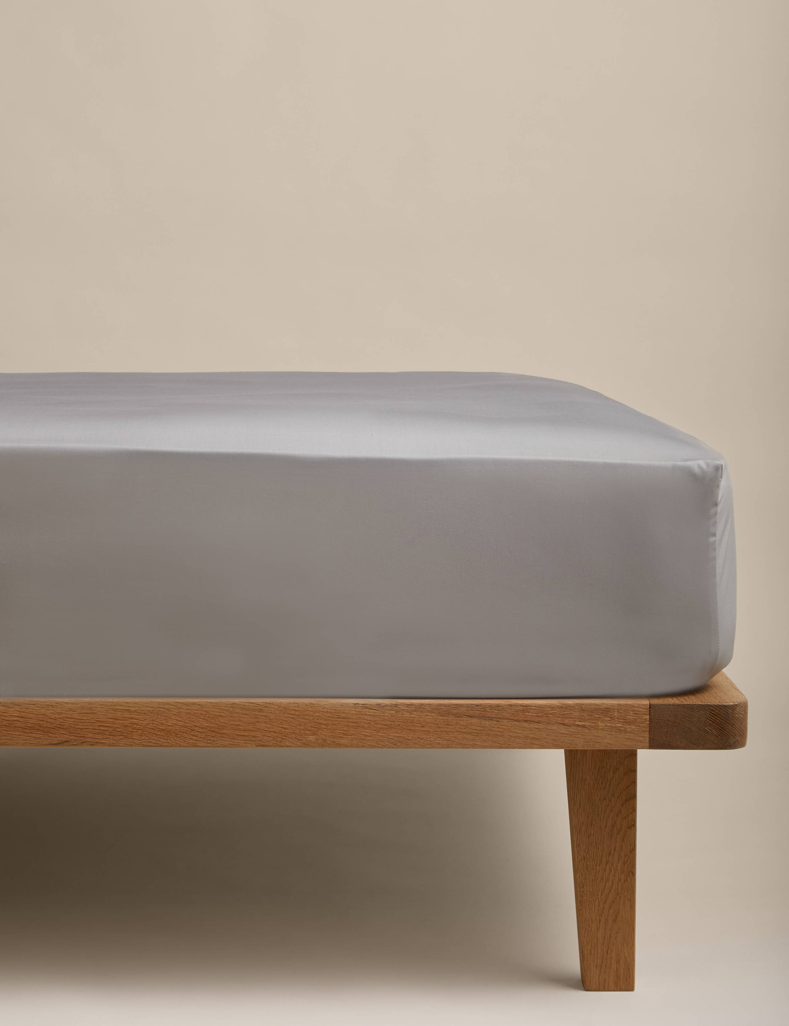 Pure Egyptian Cotton StayPut Fitted Sheet