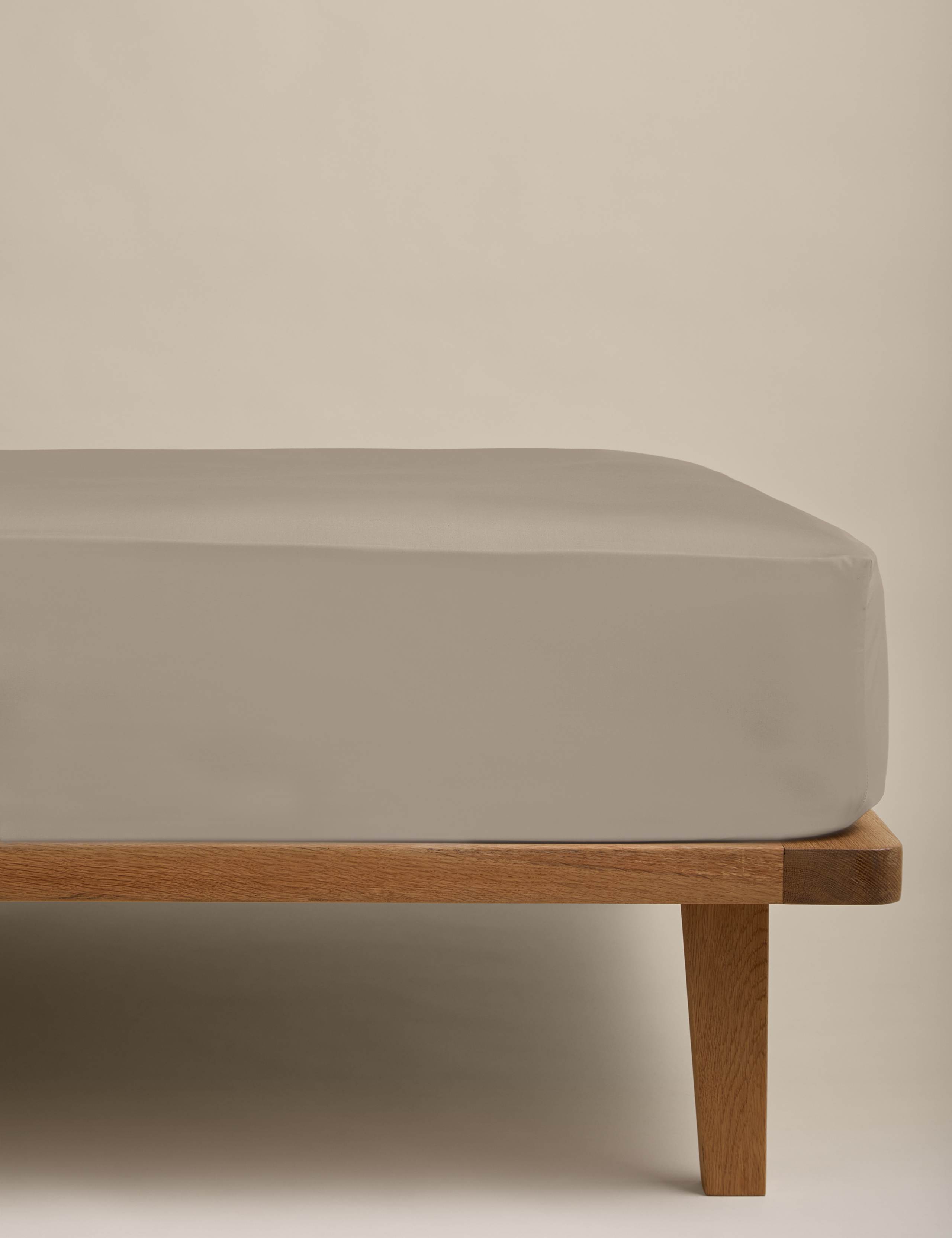 Pure Egyptian Cotton StayPut Fitted Sheet