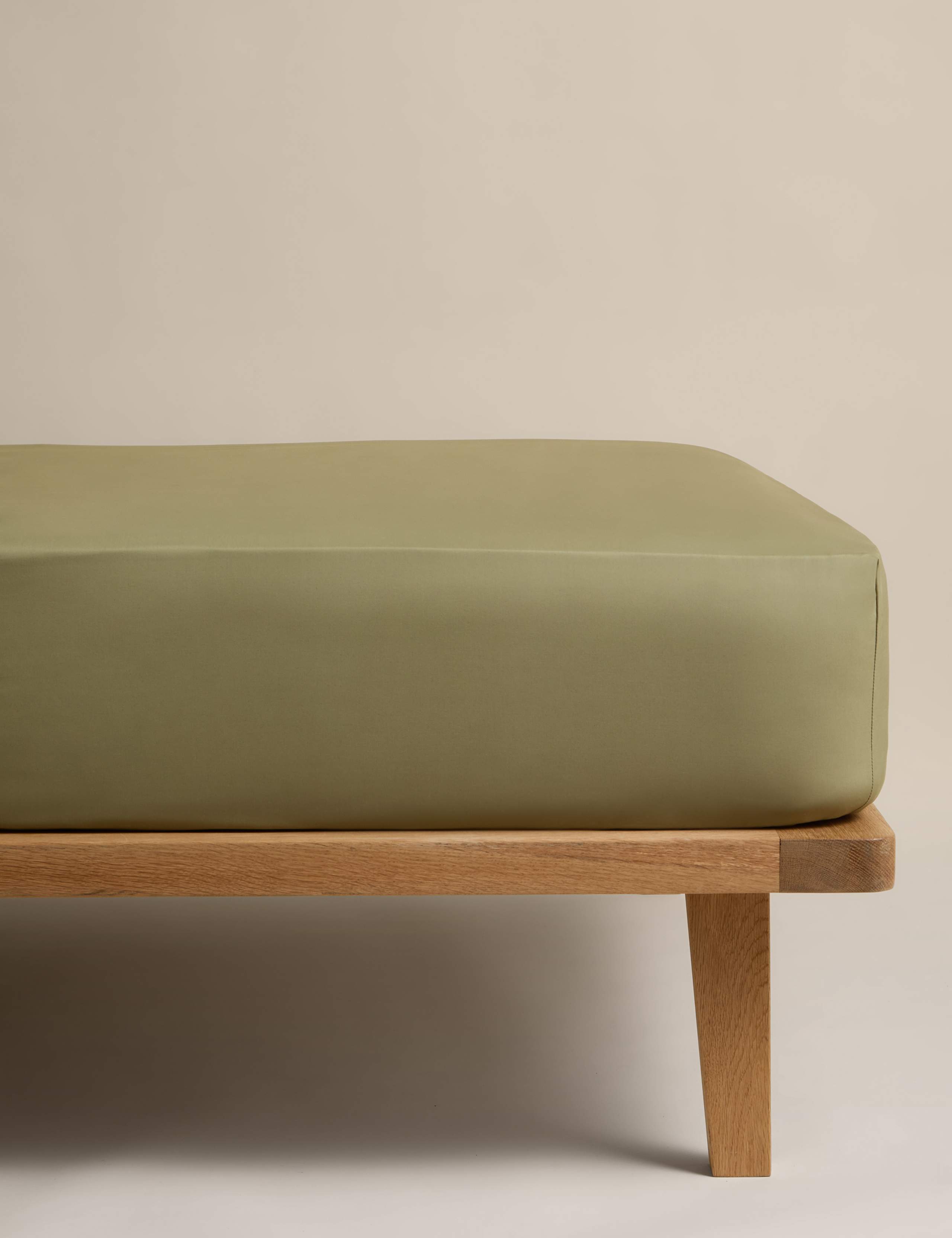 Pure Egyptian Cotton StayPut Fitted Sheet