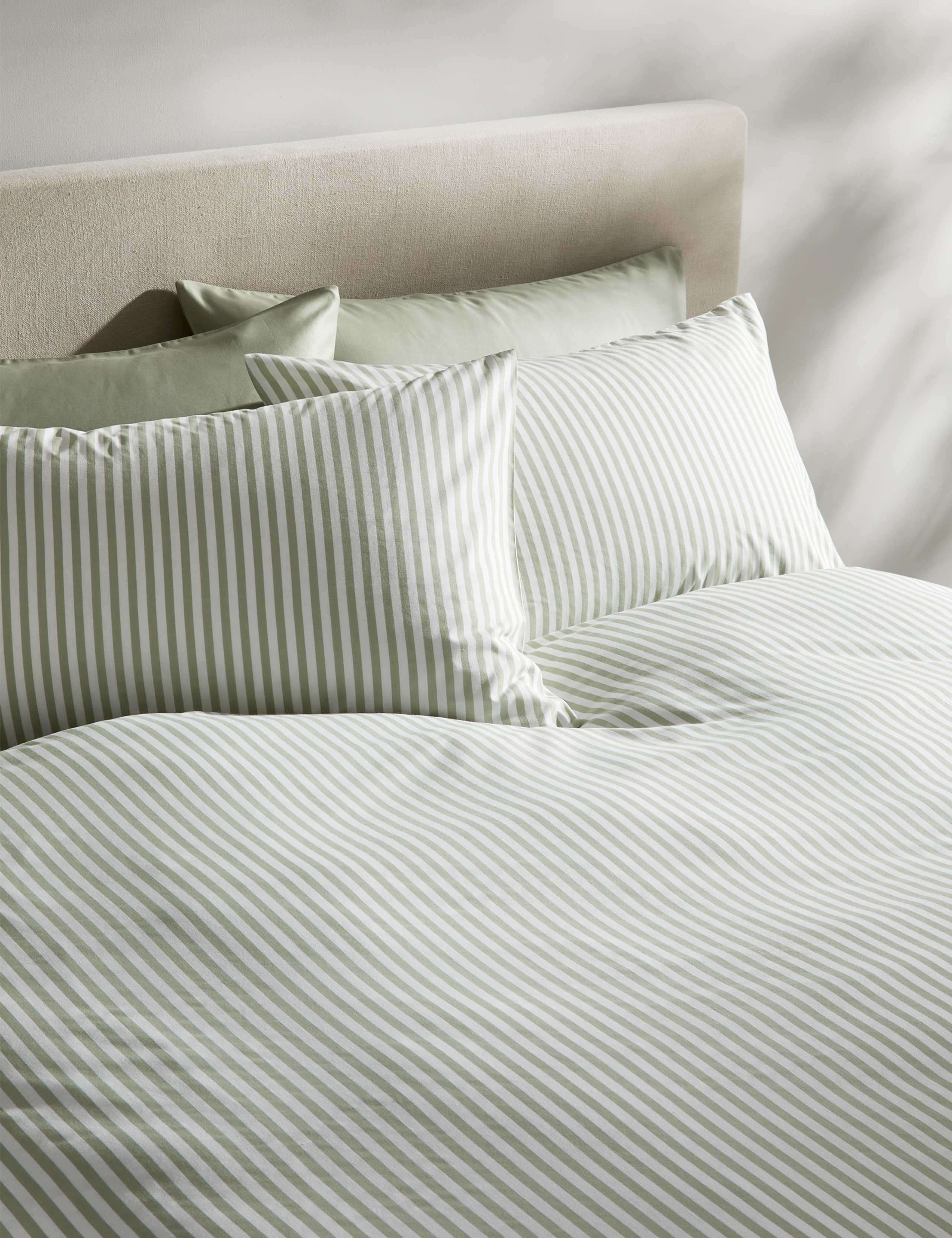 Cotton Blend Striped Bedding Set