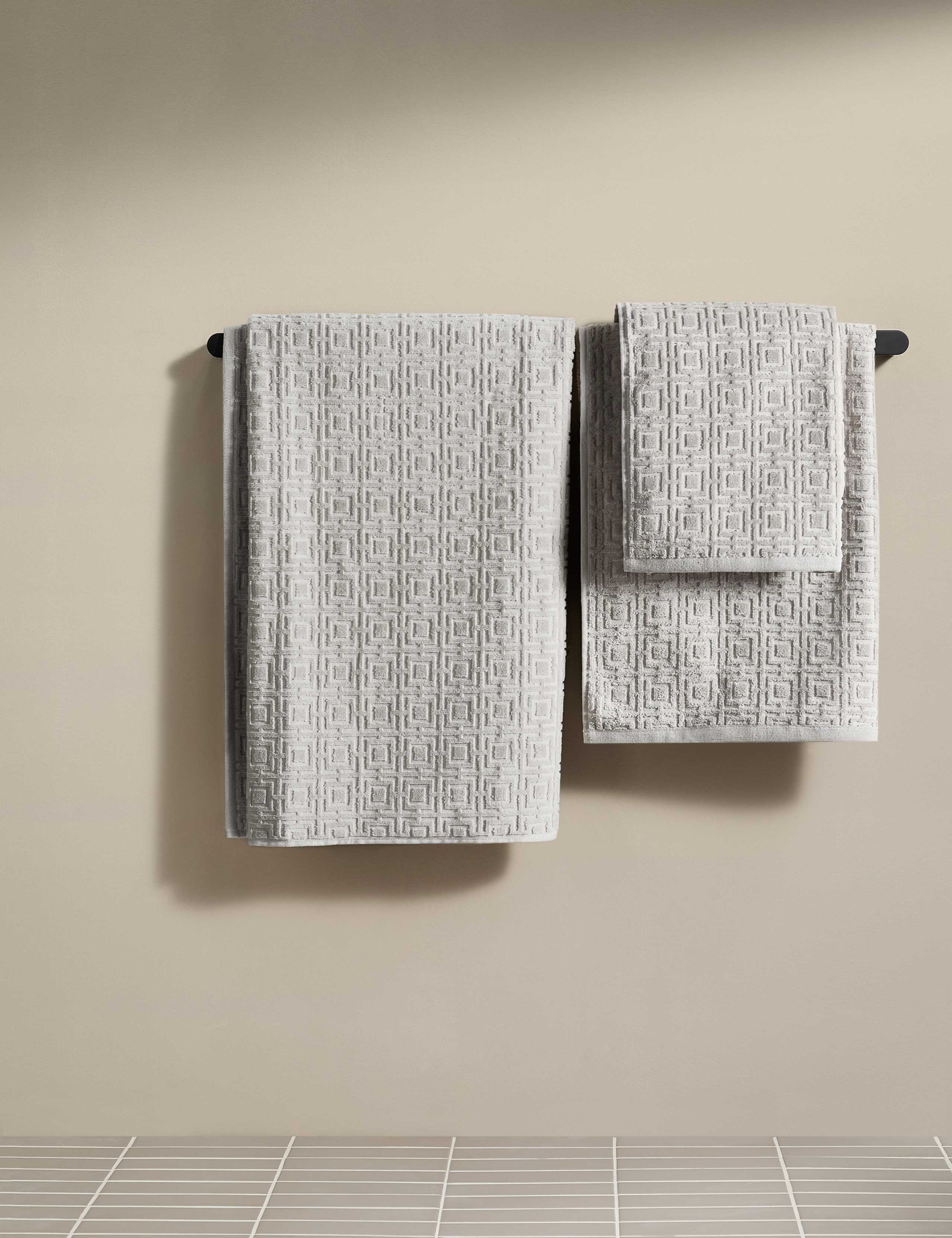 Geometric Towel