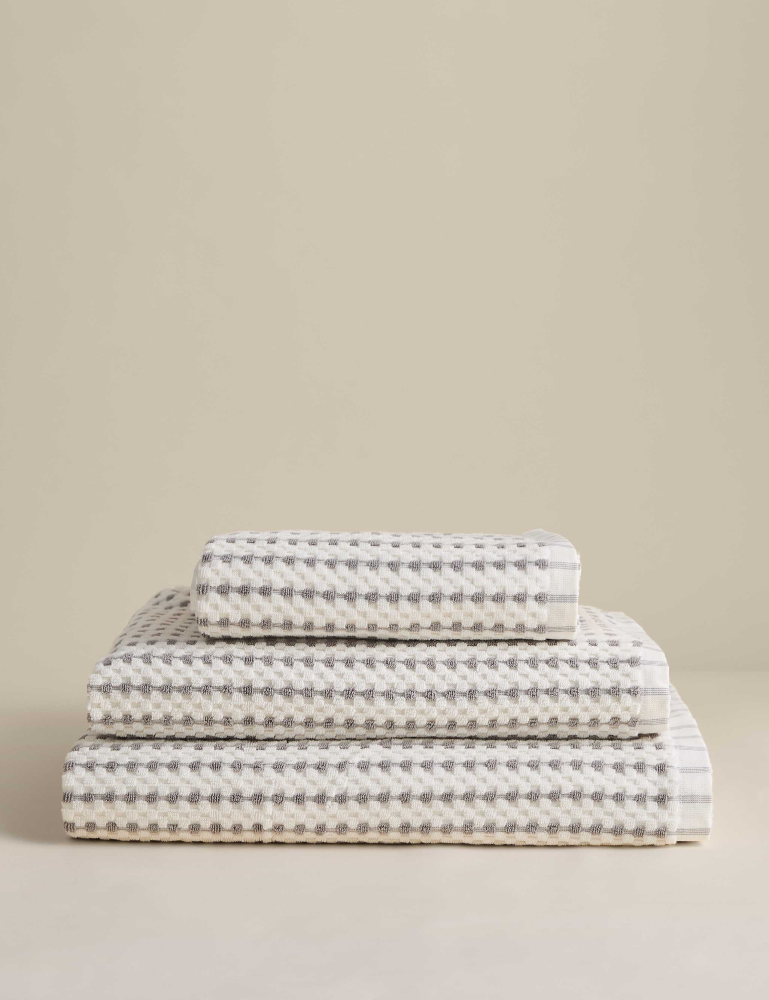 Pure Cotton Spotty Striped Towel