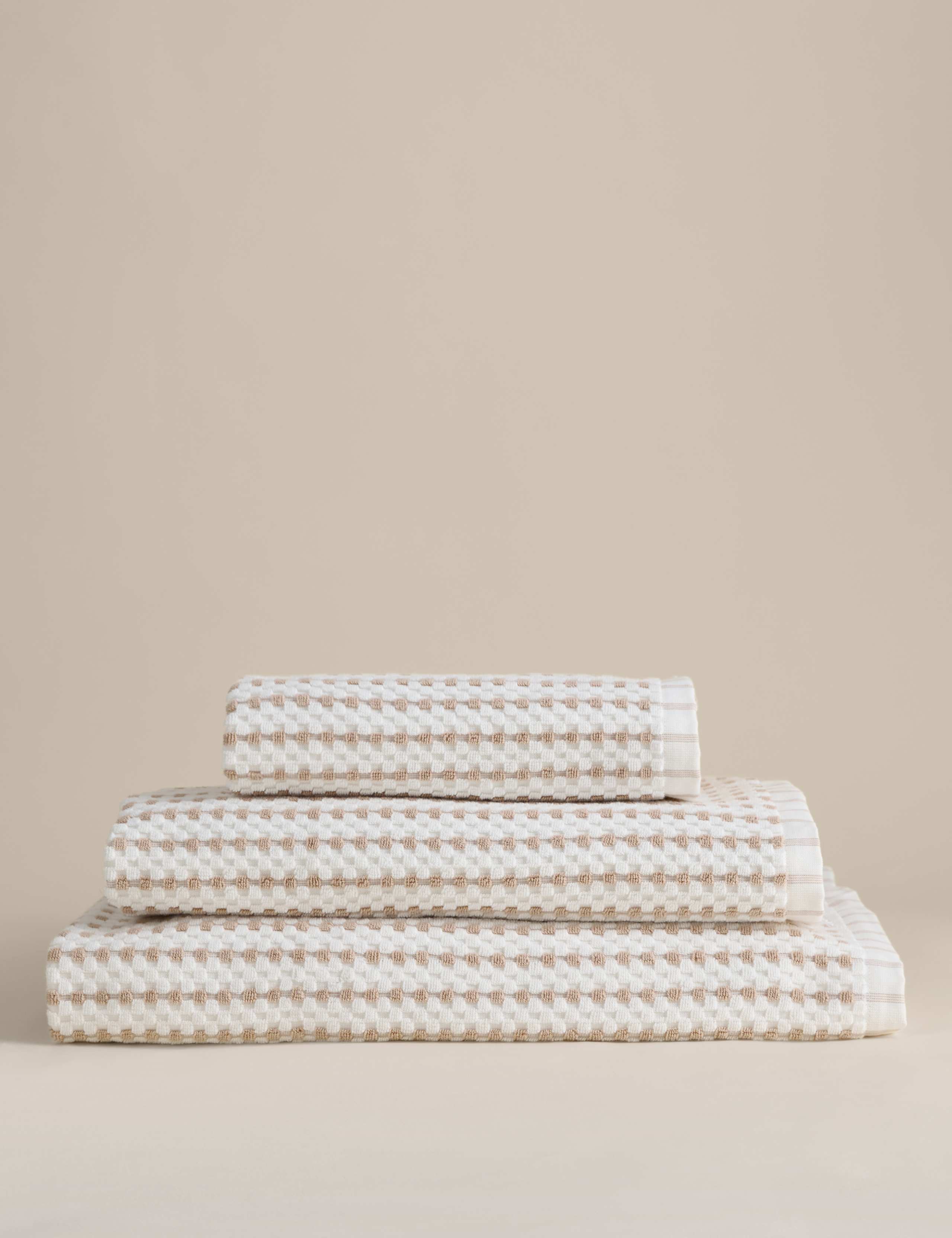 Pure Cotton Spotty Striped Towel