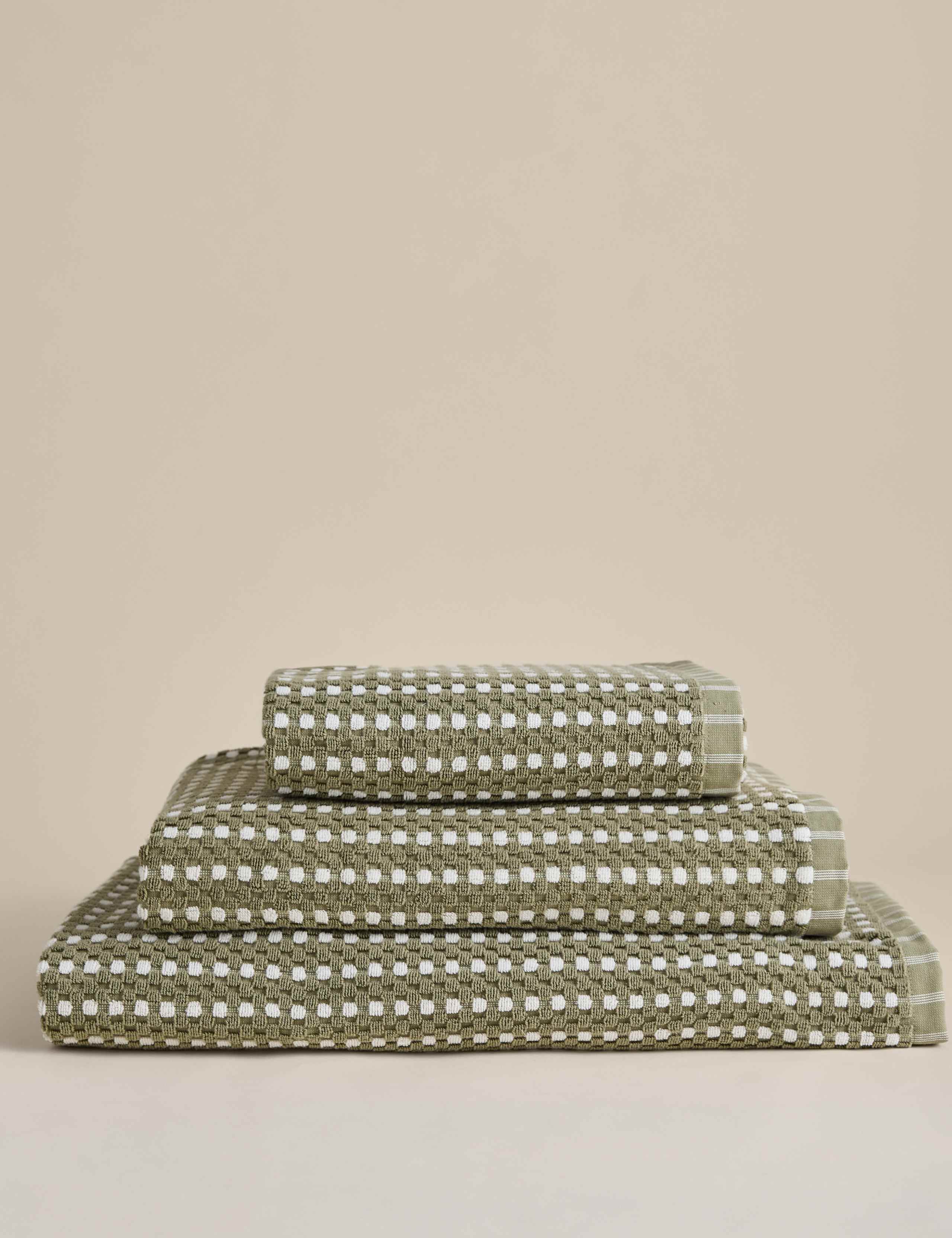 Pure Cotton Spotty Striped Towel