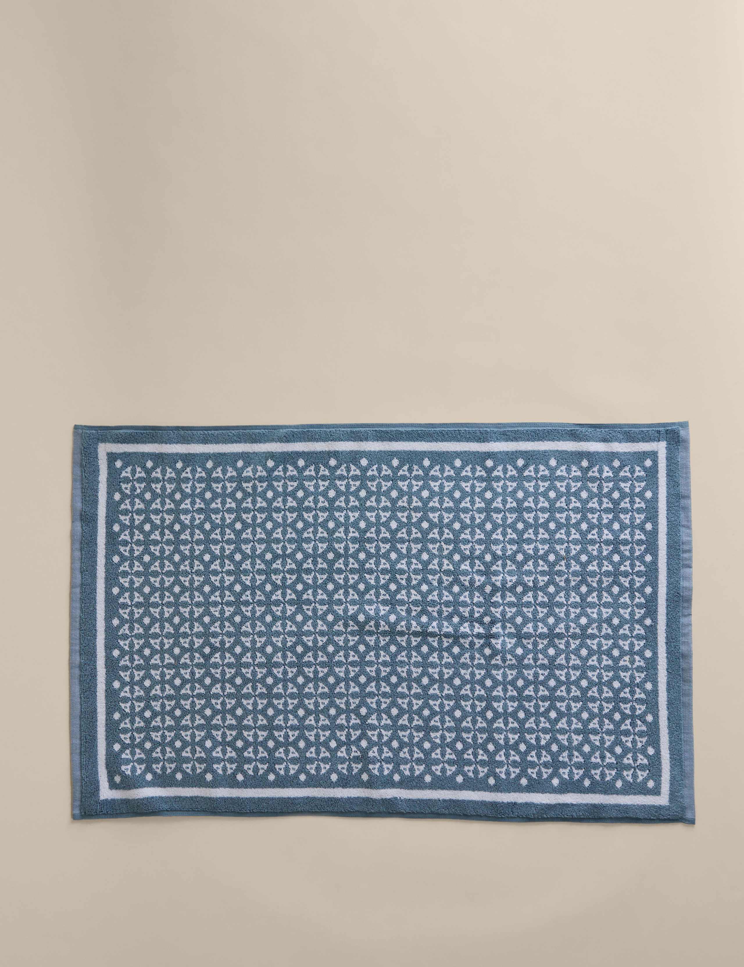 Pure Cotton Geometric Bath Mat