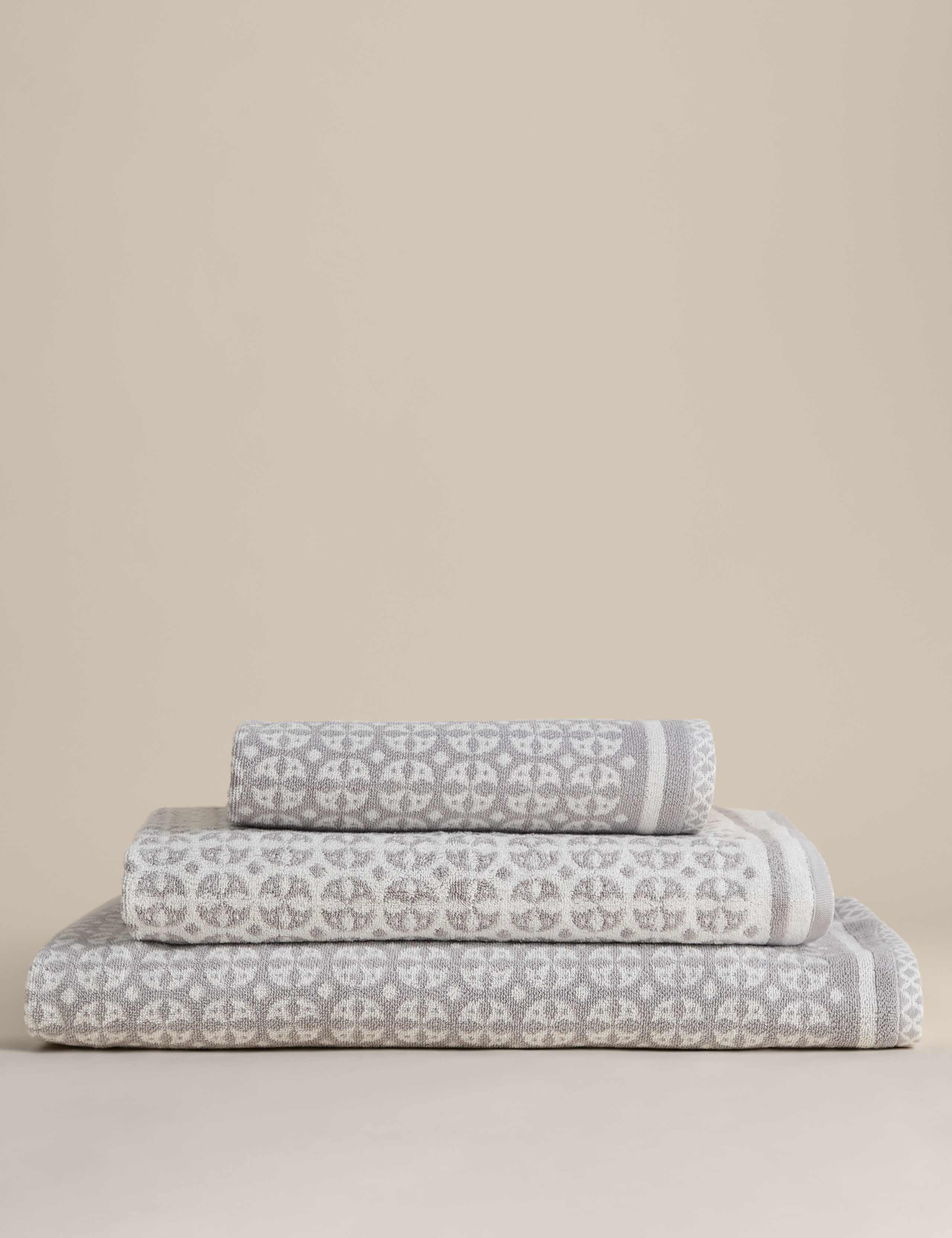 Pure Cotton Geometric Circle Towel