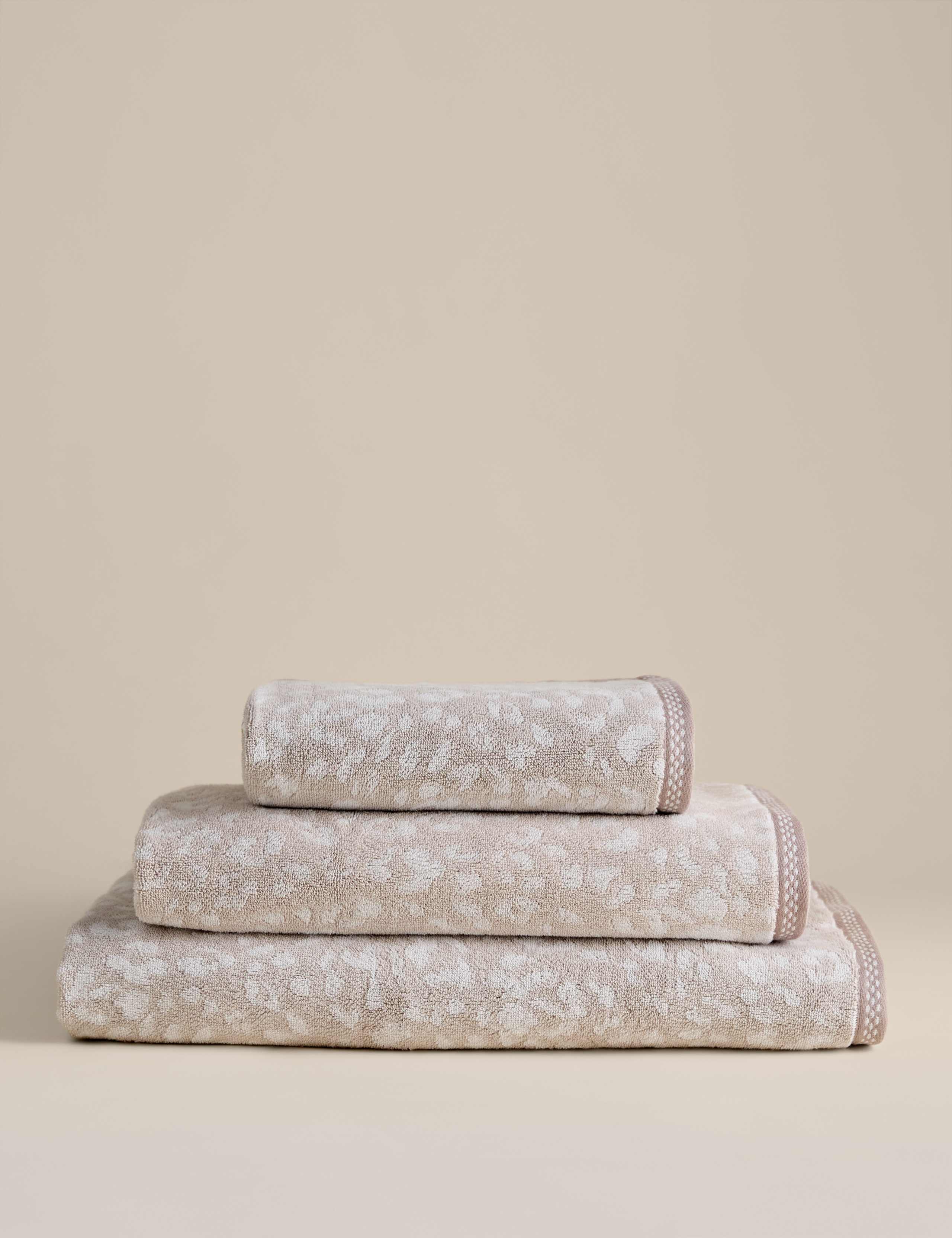Pure Cotton Leopard Print Towel