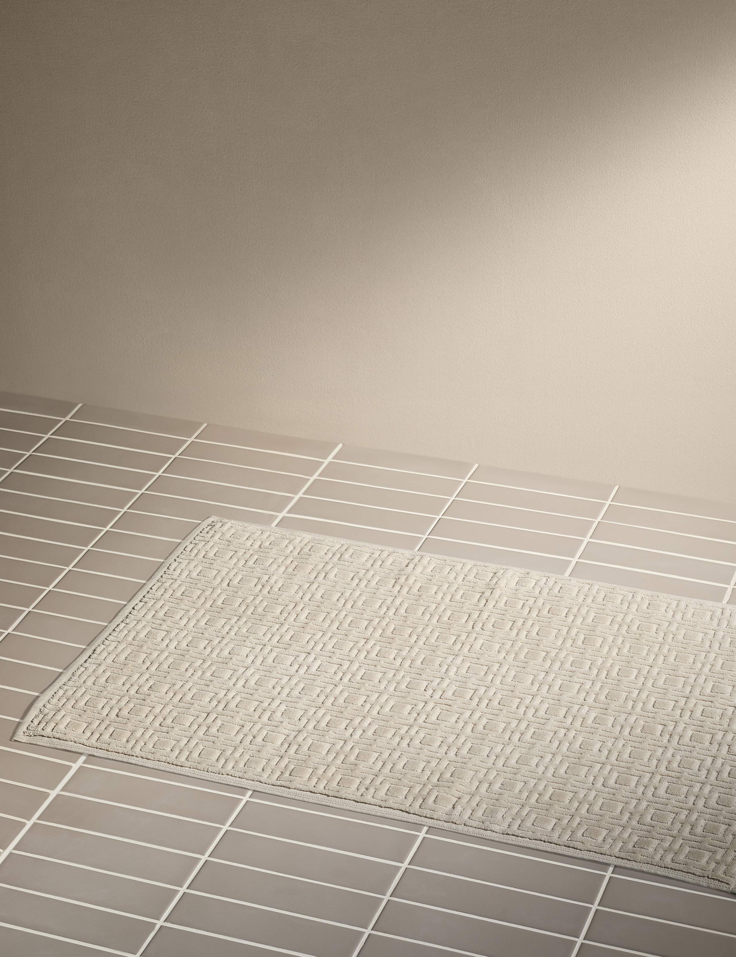 Pure Cotton Velour Geometric Bath Mat