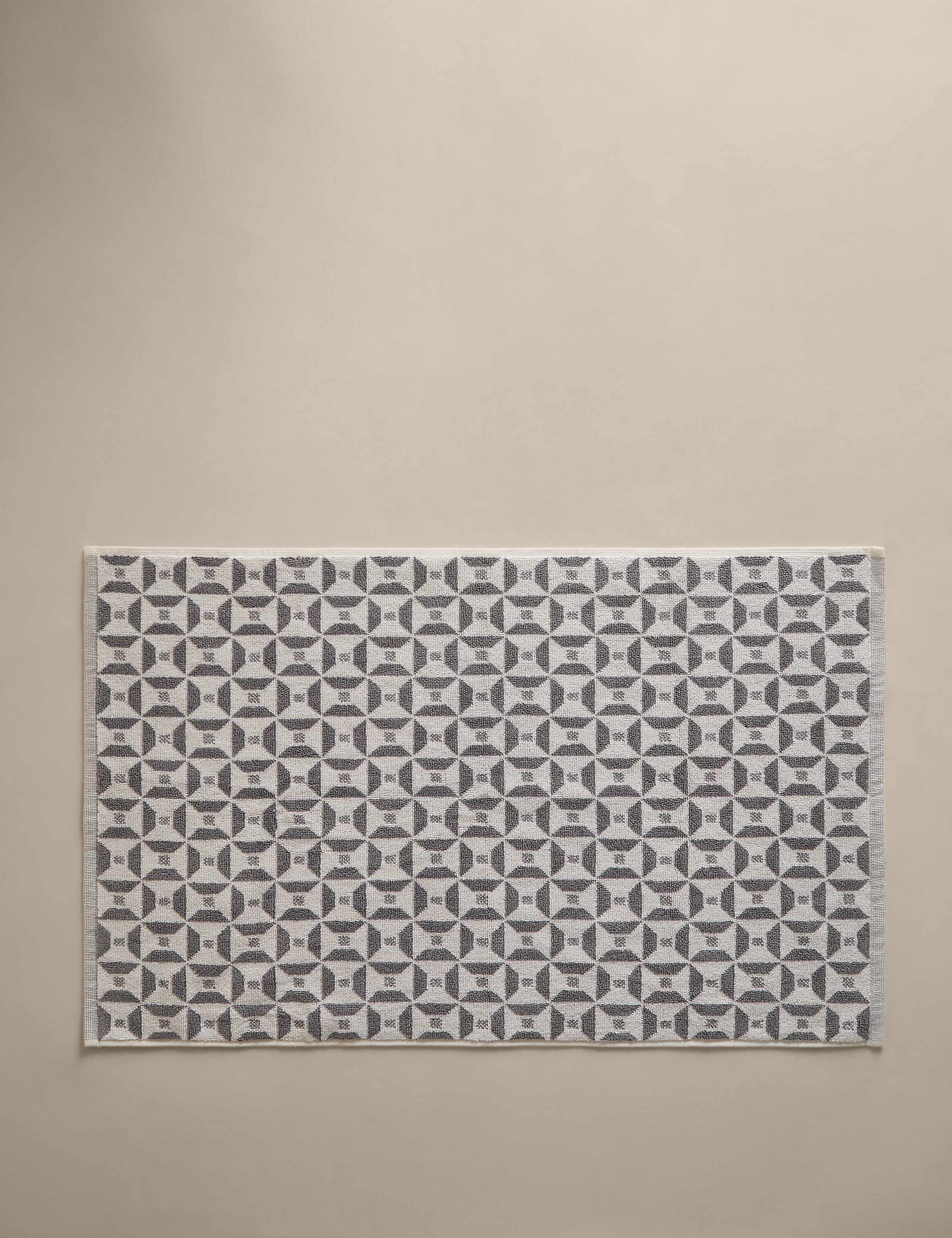 Pure Cotton Geometric Tile Bath Mat