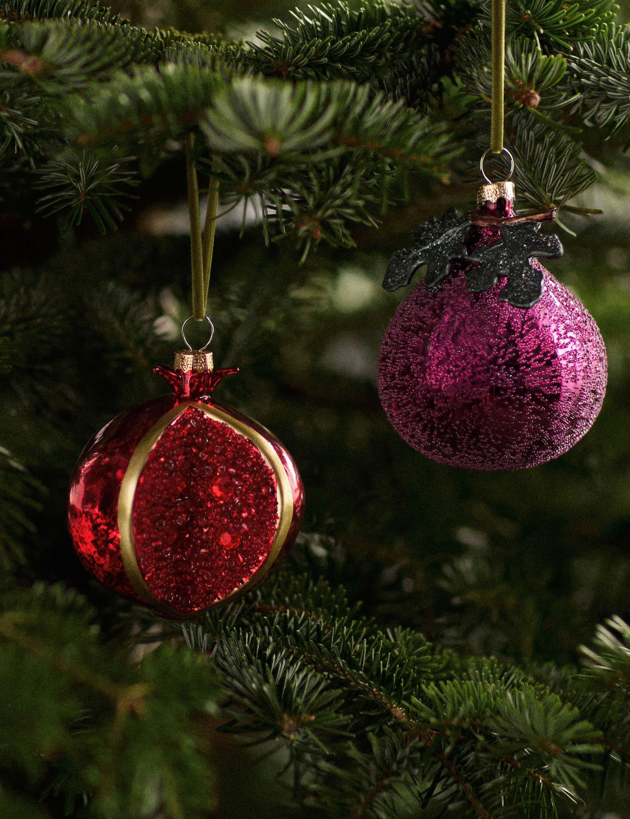 2 Pack Glass Pomegranate and Fig Baubles