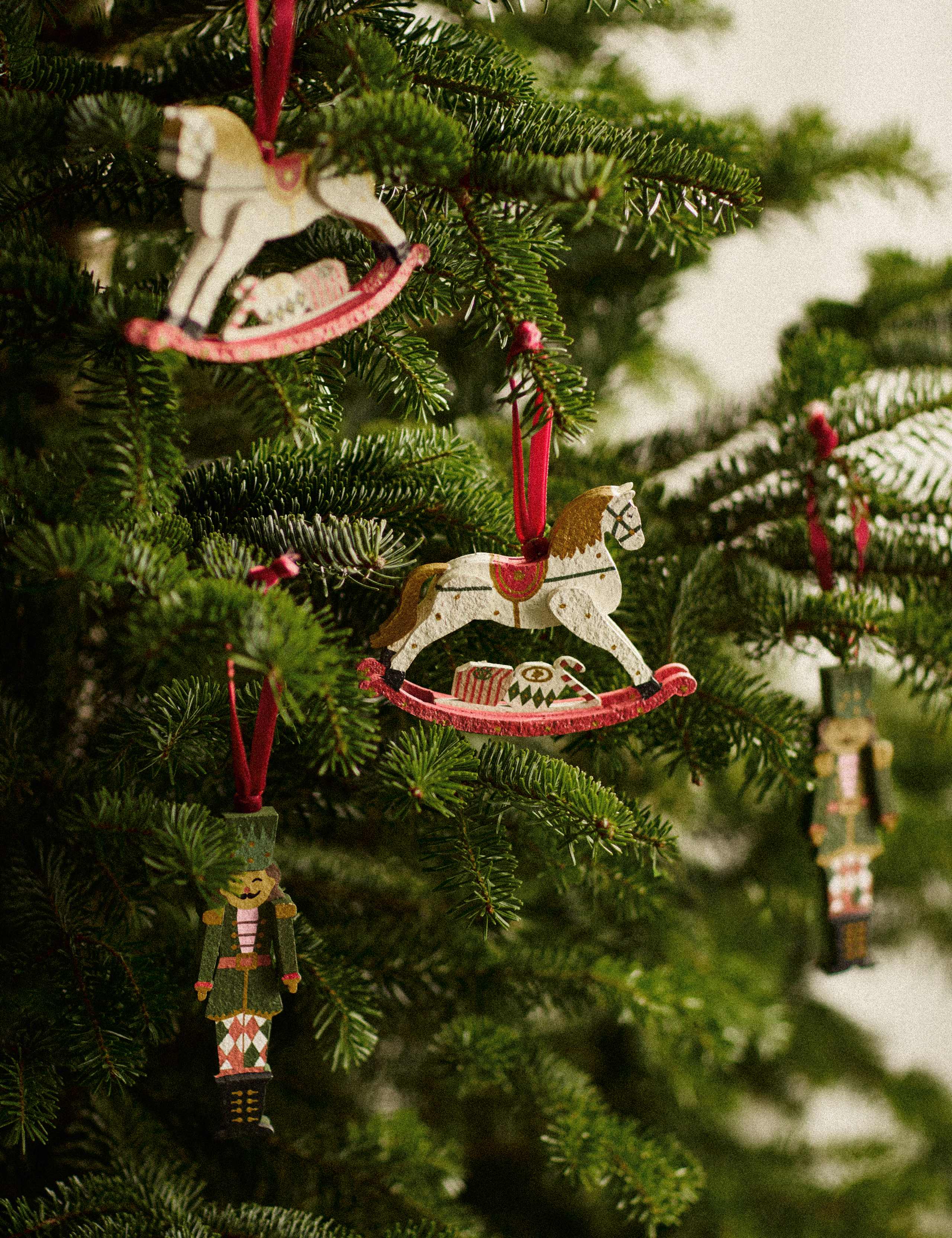 4 Pack Hanging Nutcracker and Horse Decorations
