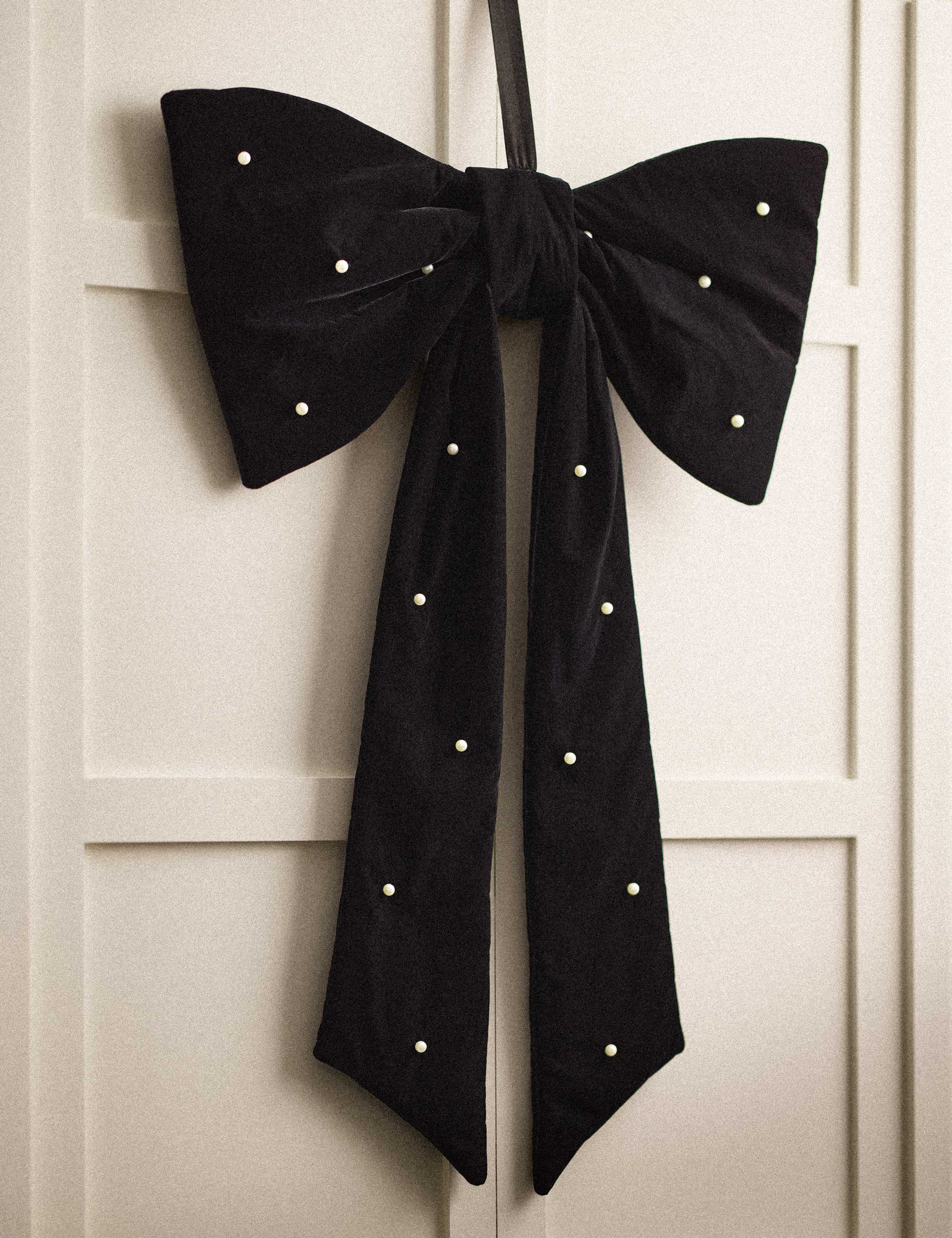 Velvet & Pearl Hanging Bow Decoration