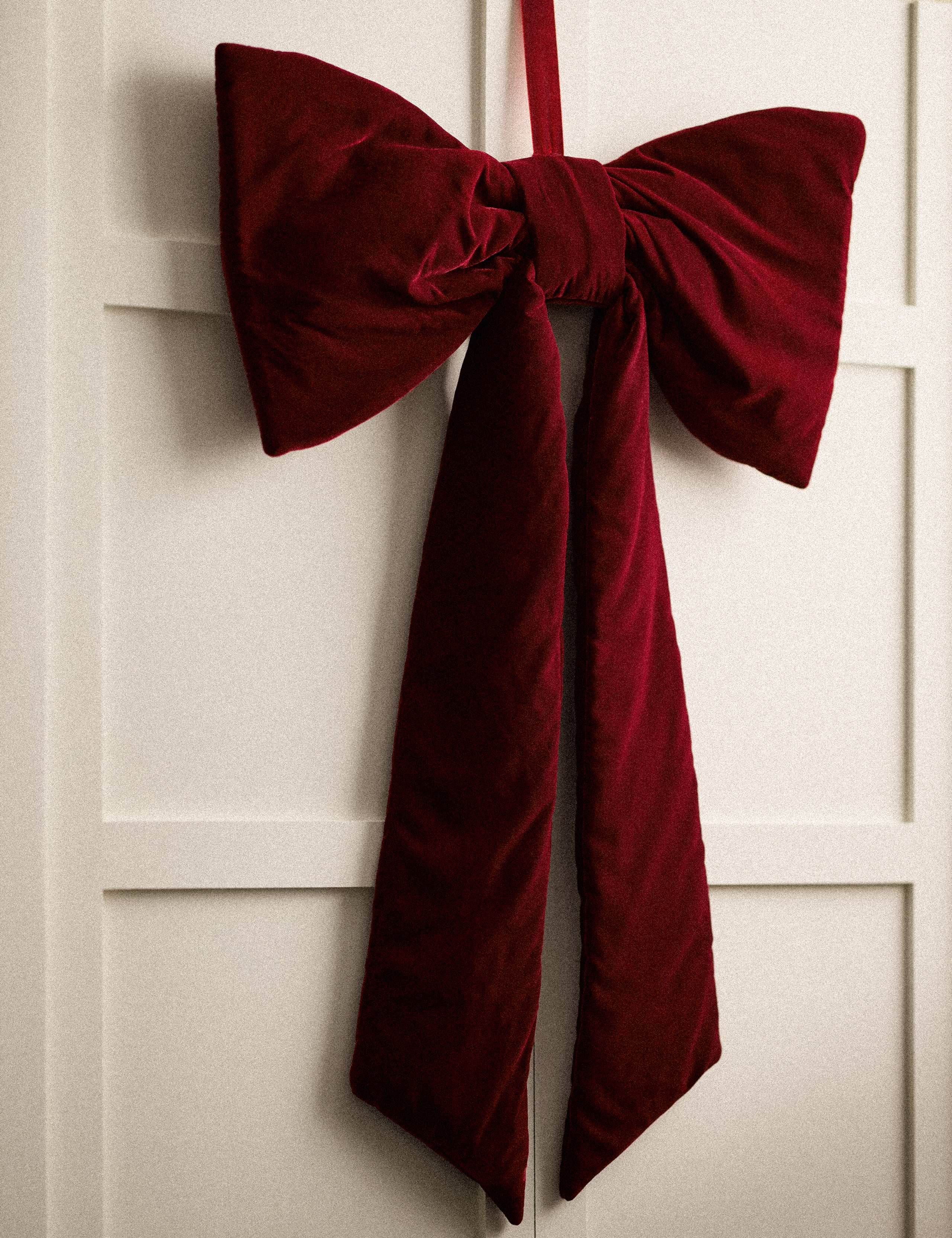 Velvet Hanging Bow Decoration