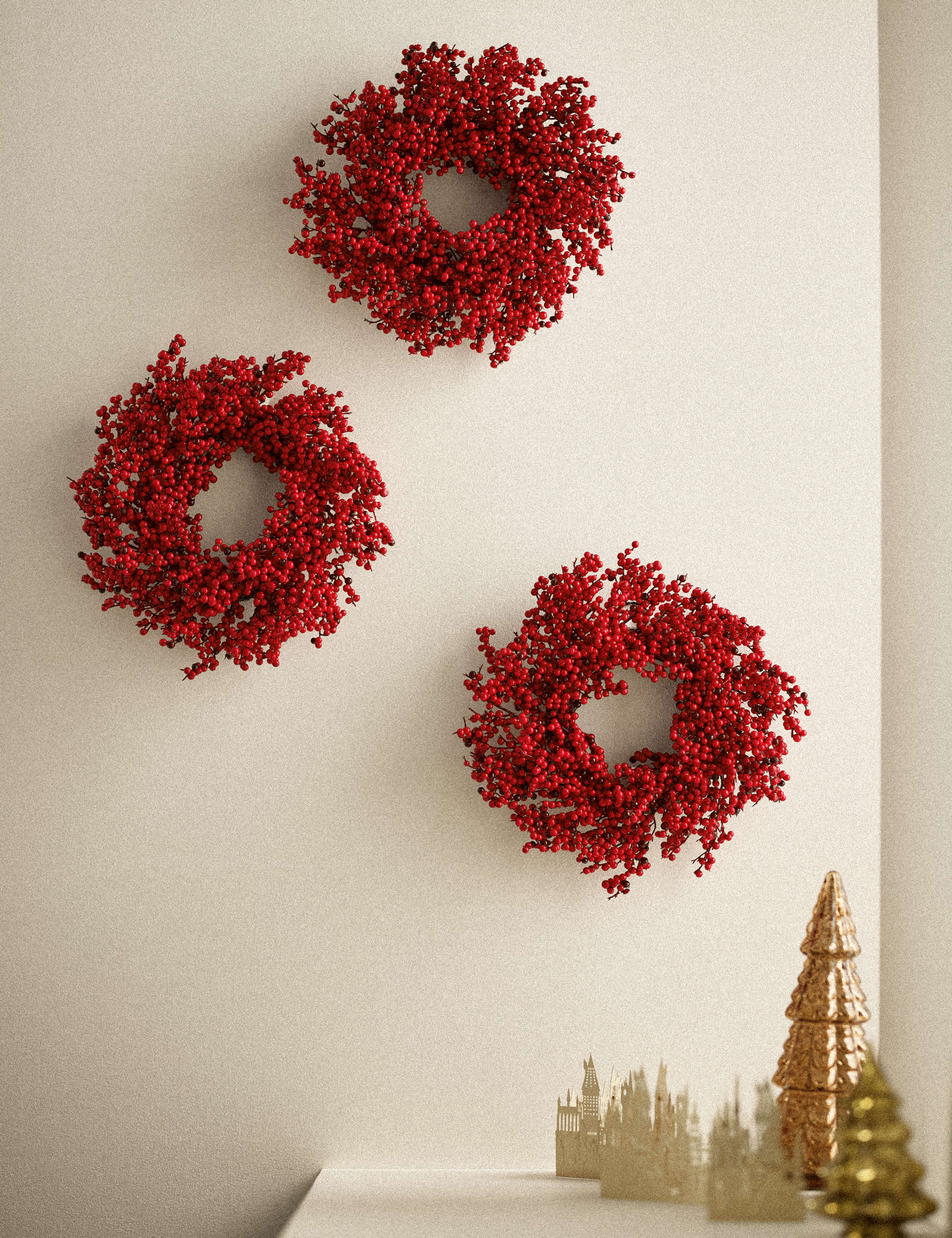 Set of 3 Berry Statement Wreaths