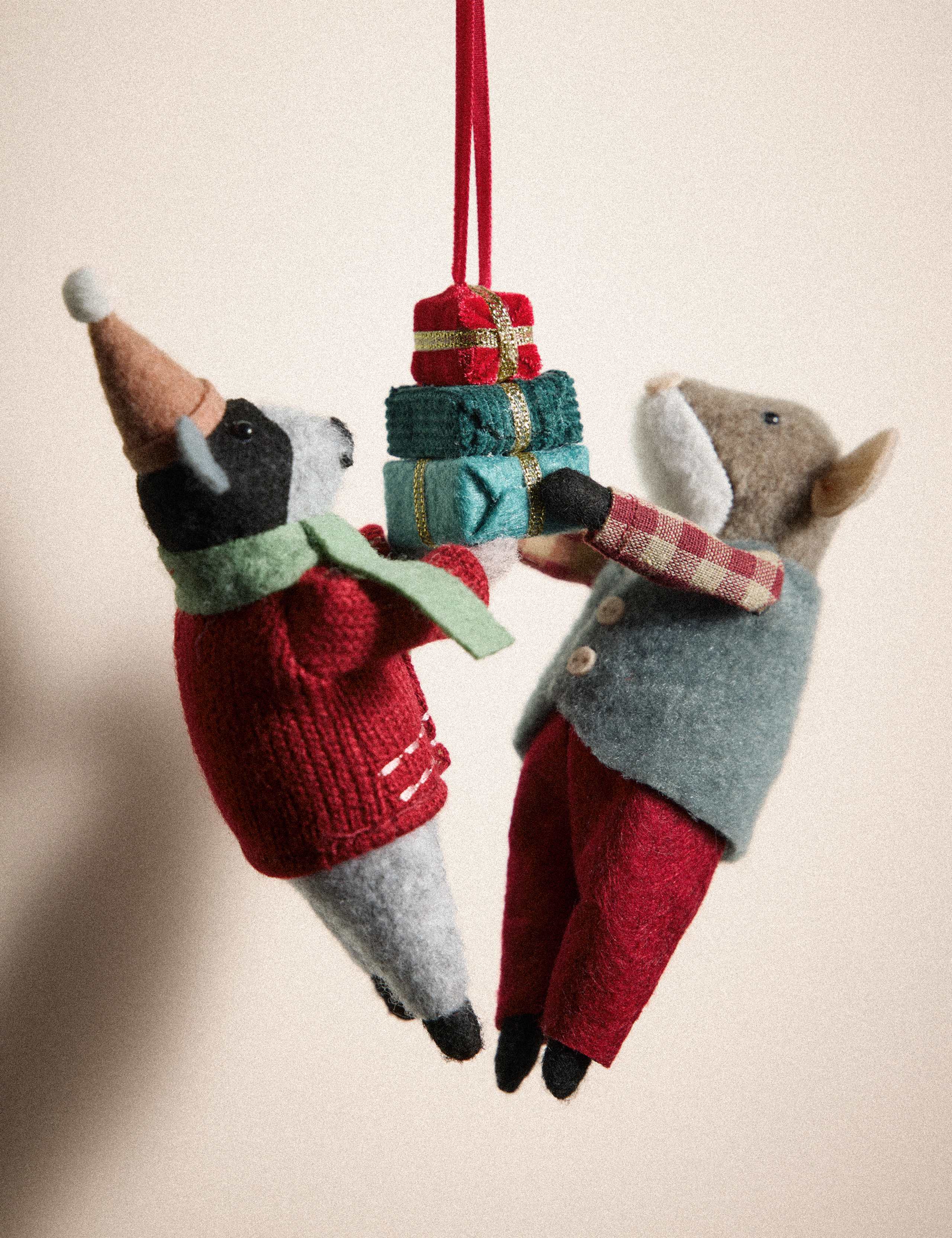 Felt Mice Duo Presents Hanging Decorations