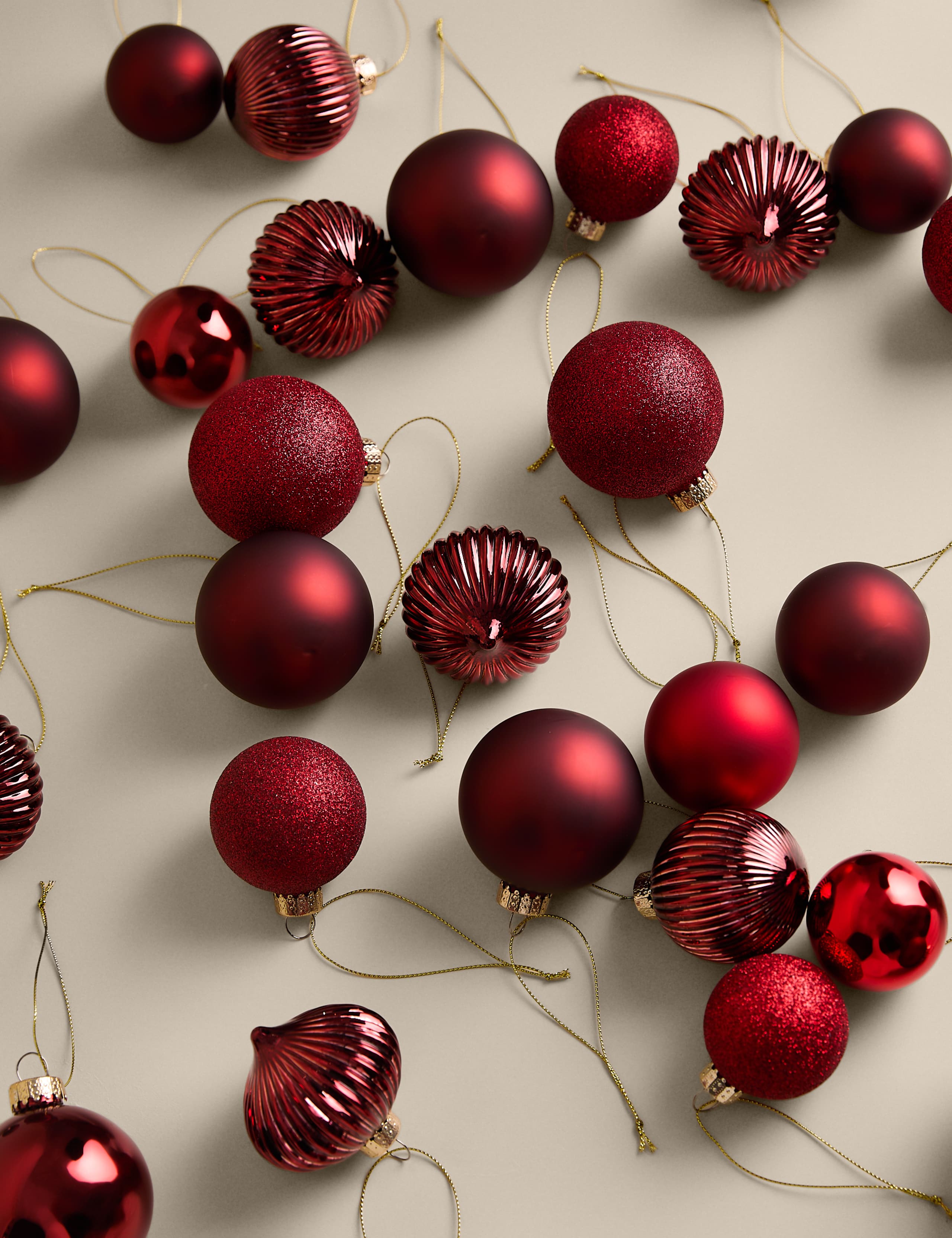 50 Pack Glass Baubles