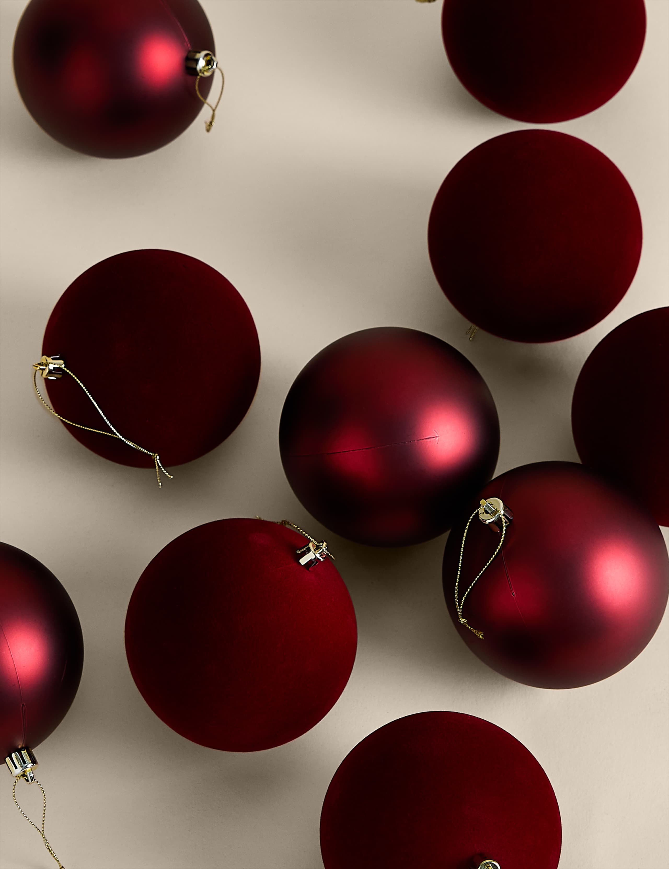 10 Pack Flocked Oversized Shatterproof Baubles