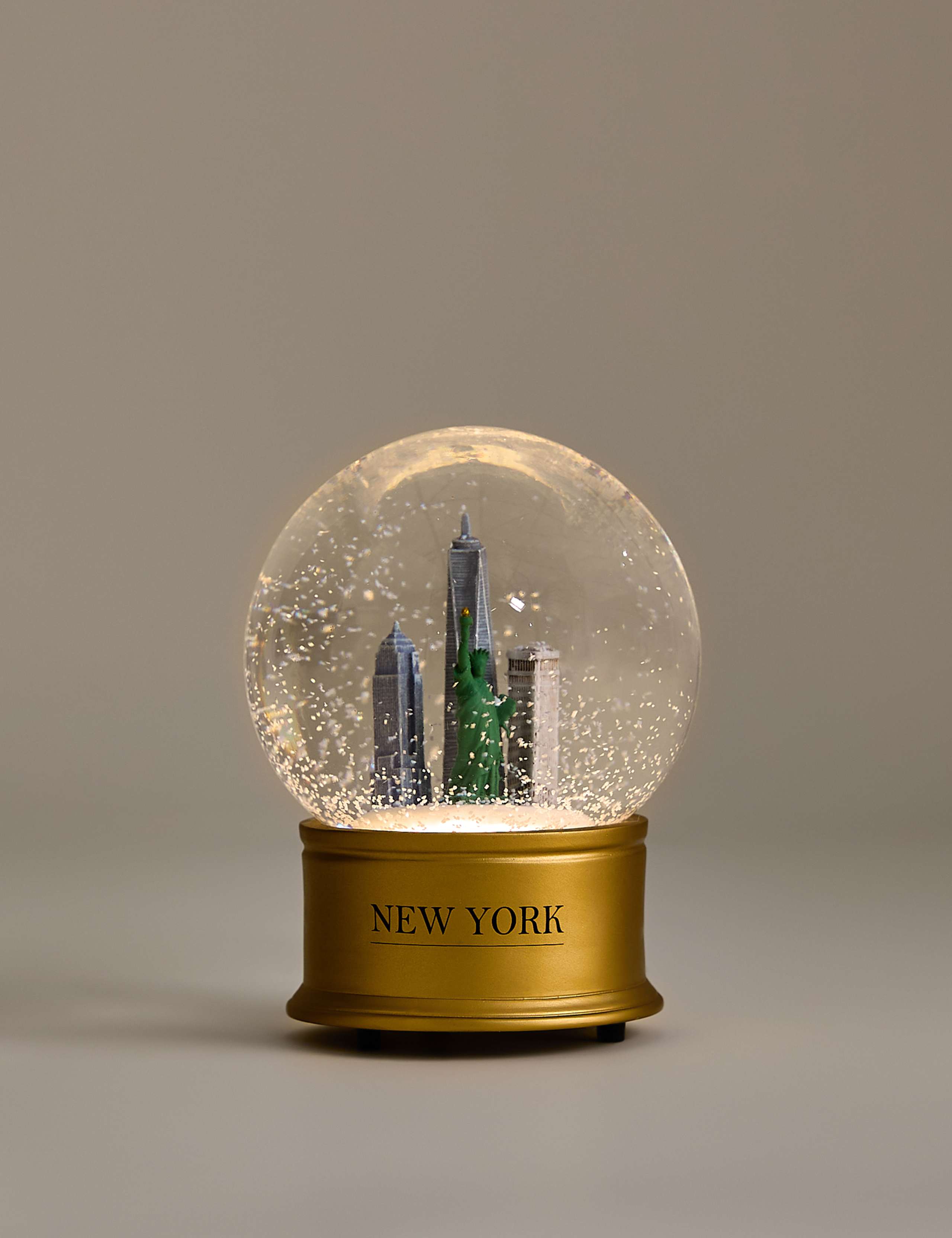New York City Pre-Lit Snow Globe