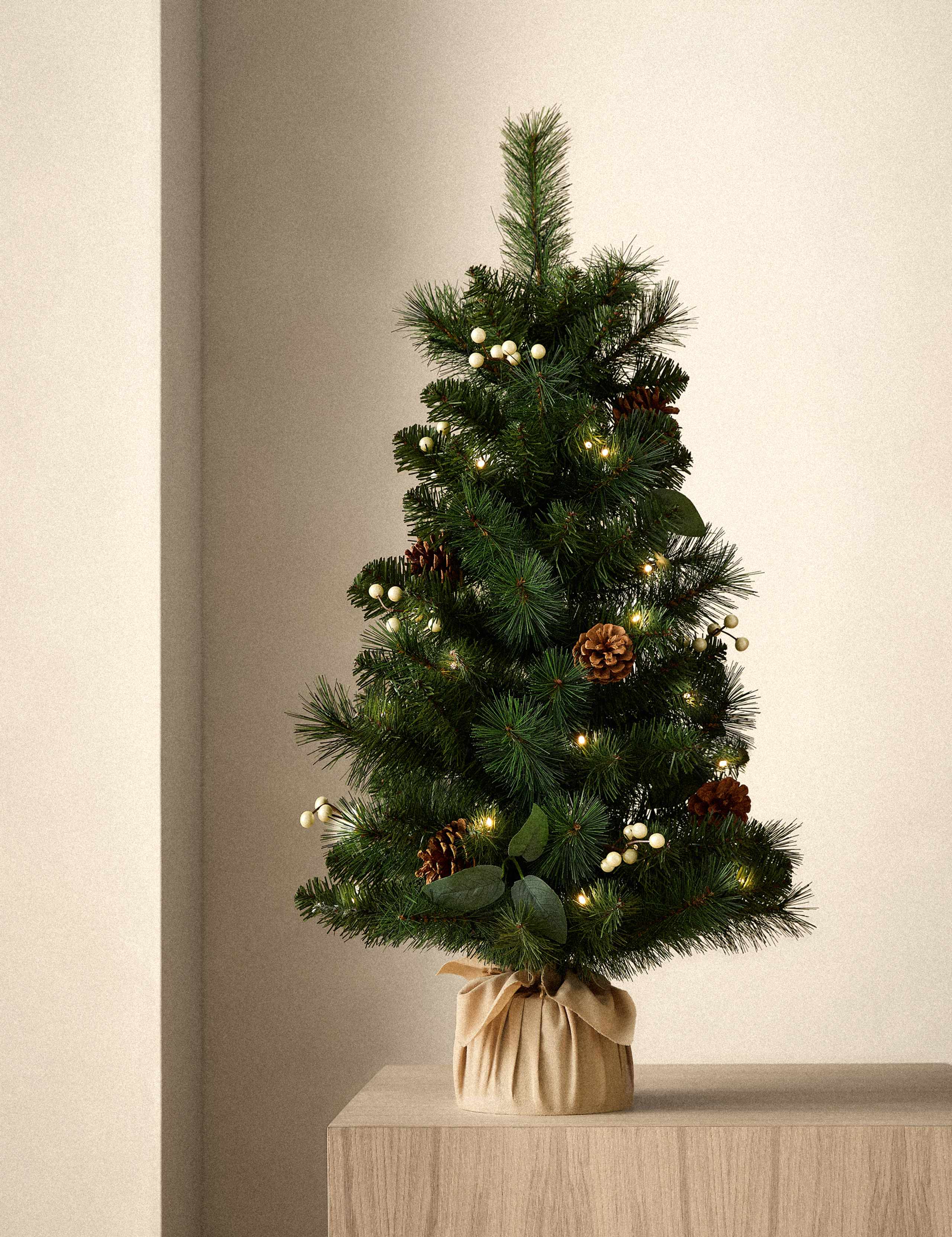 3ft Pre-Lit White Berries Christmas Tree
