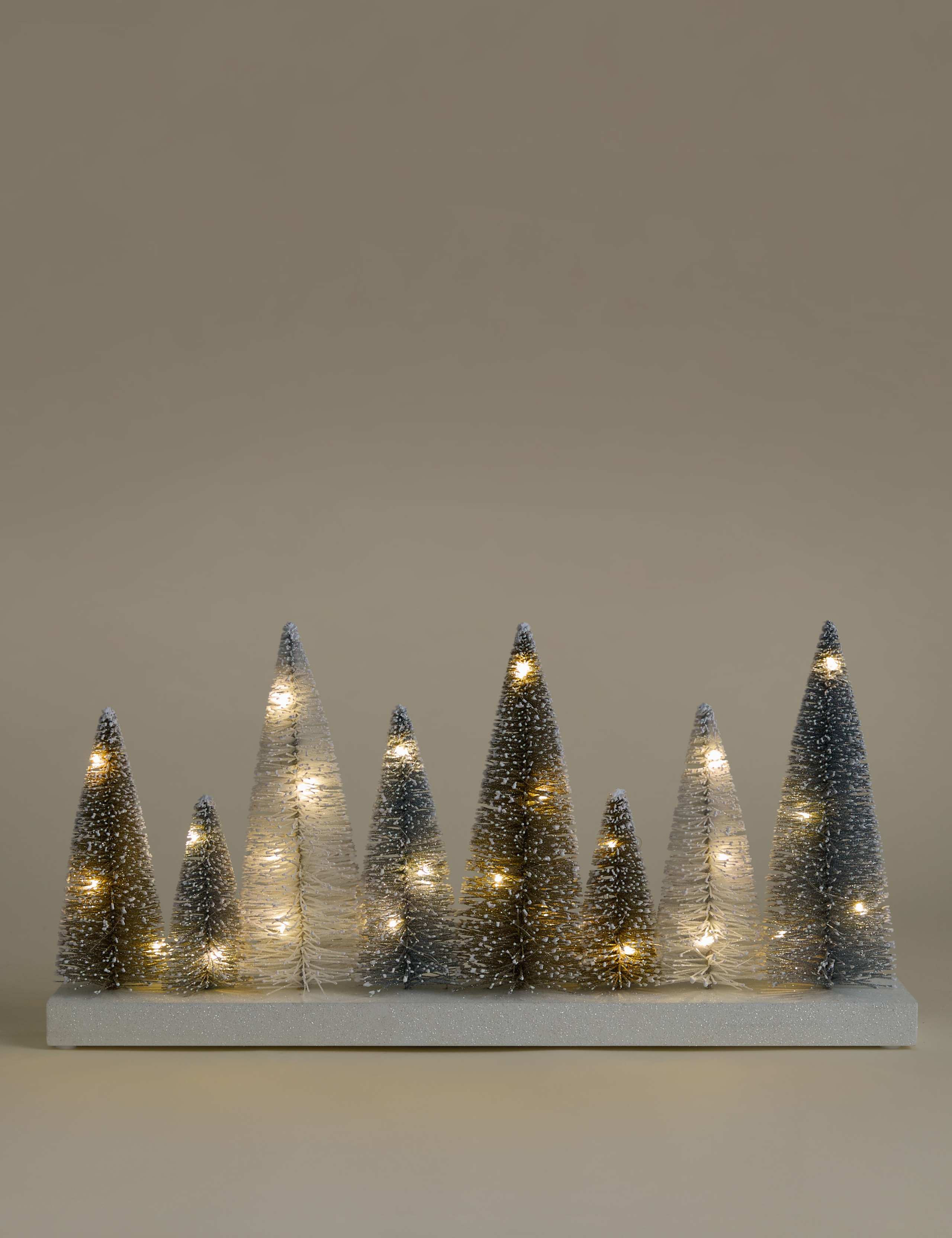 Light Up Treescape Room Decoration