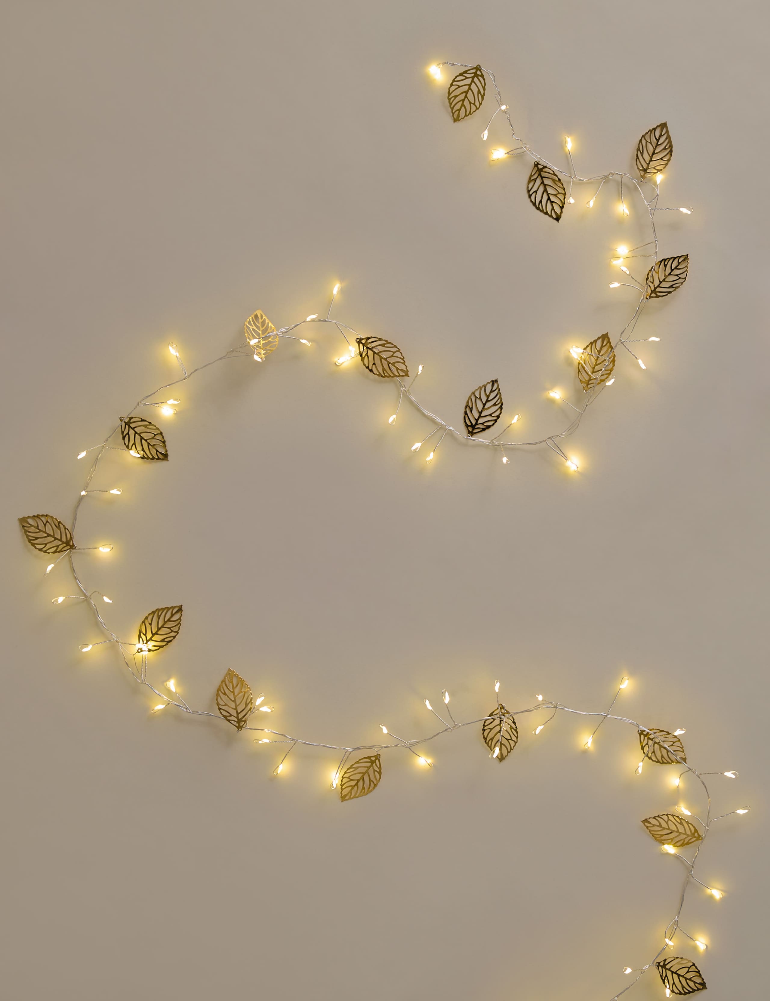 Pre-Lit Gold Leaf Garland