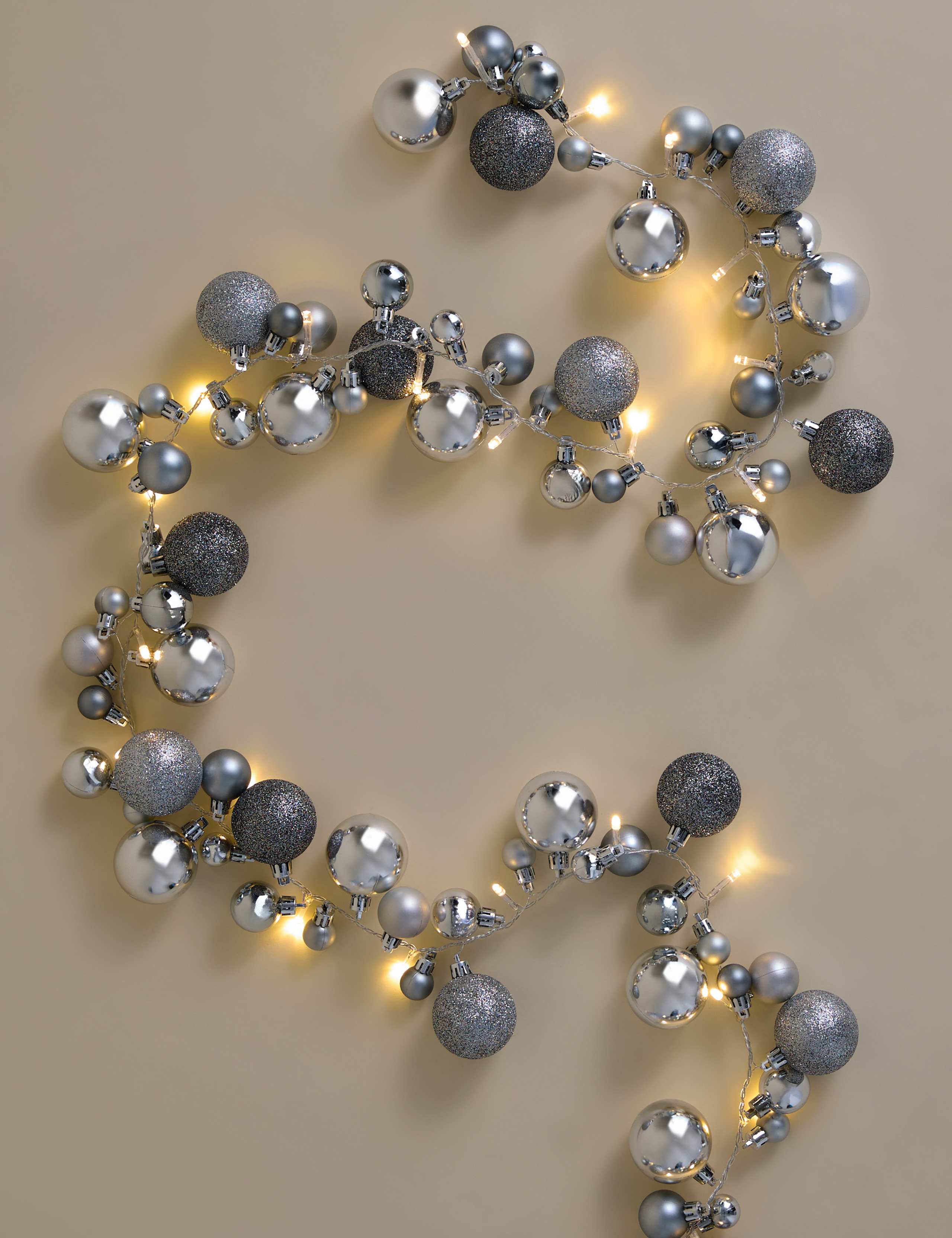 Light Up Bauble Garland