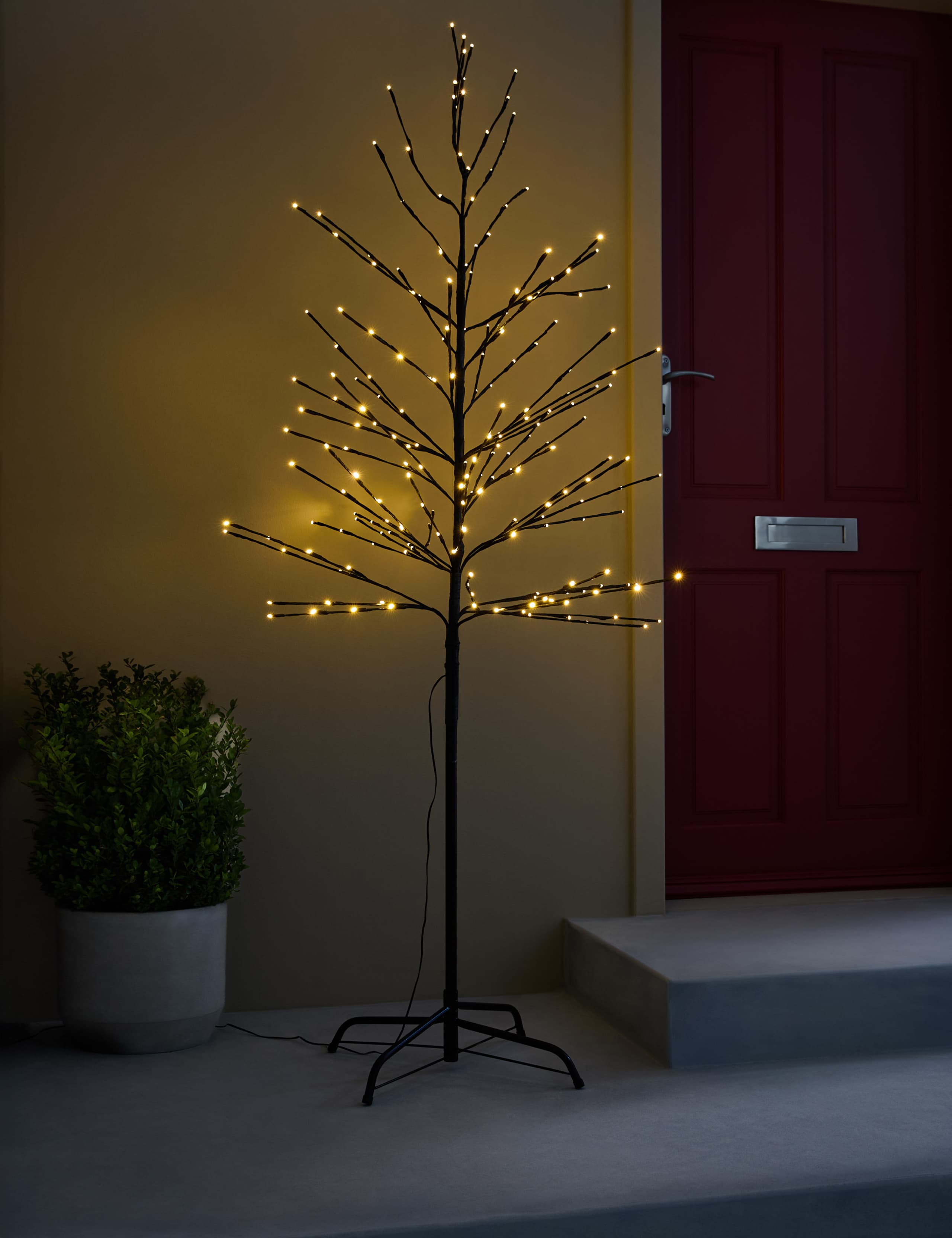 6ft Pre-Lit Outdoor Twig Tree