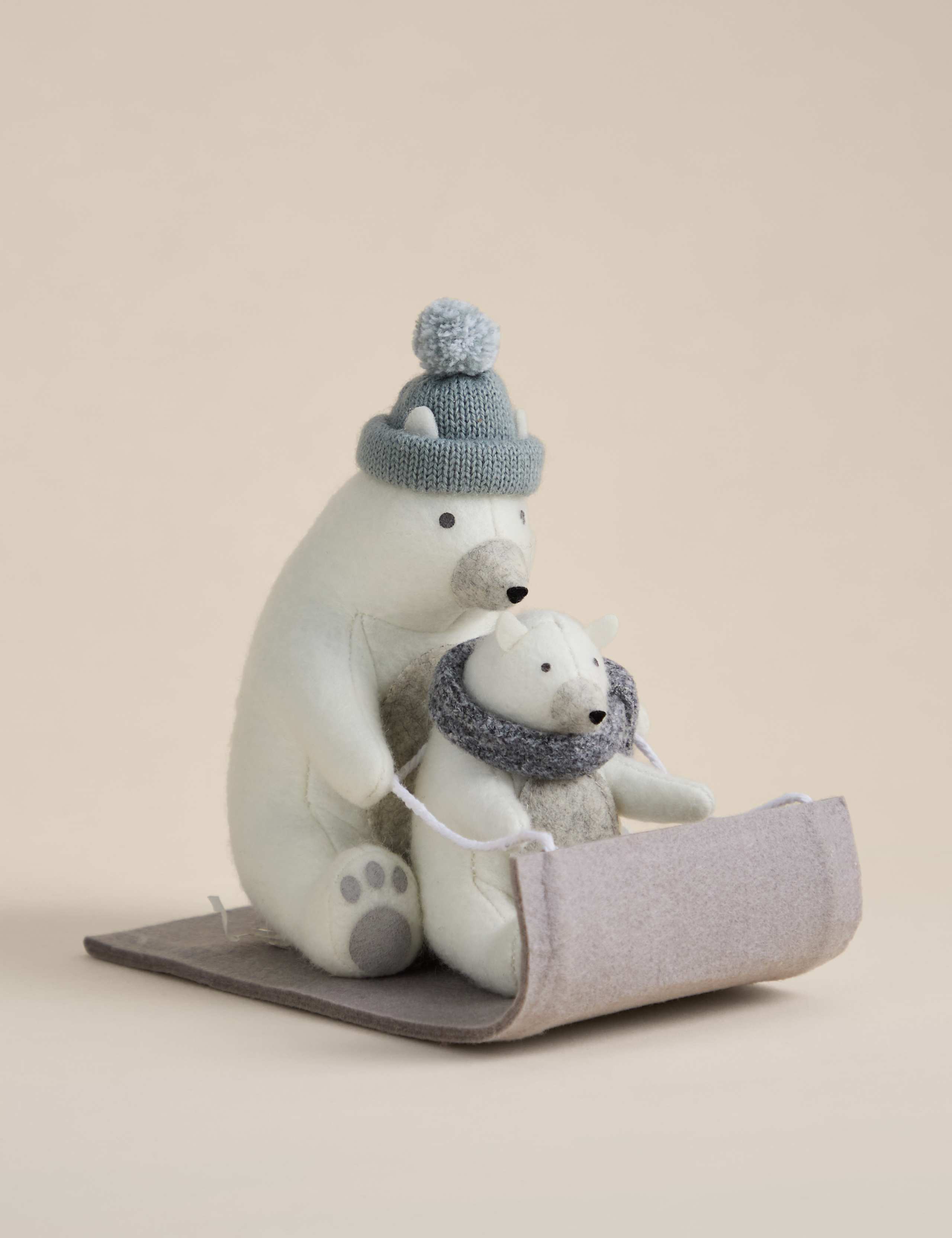 Felt Polar Bear Duo Room Decoration