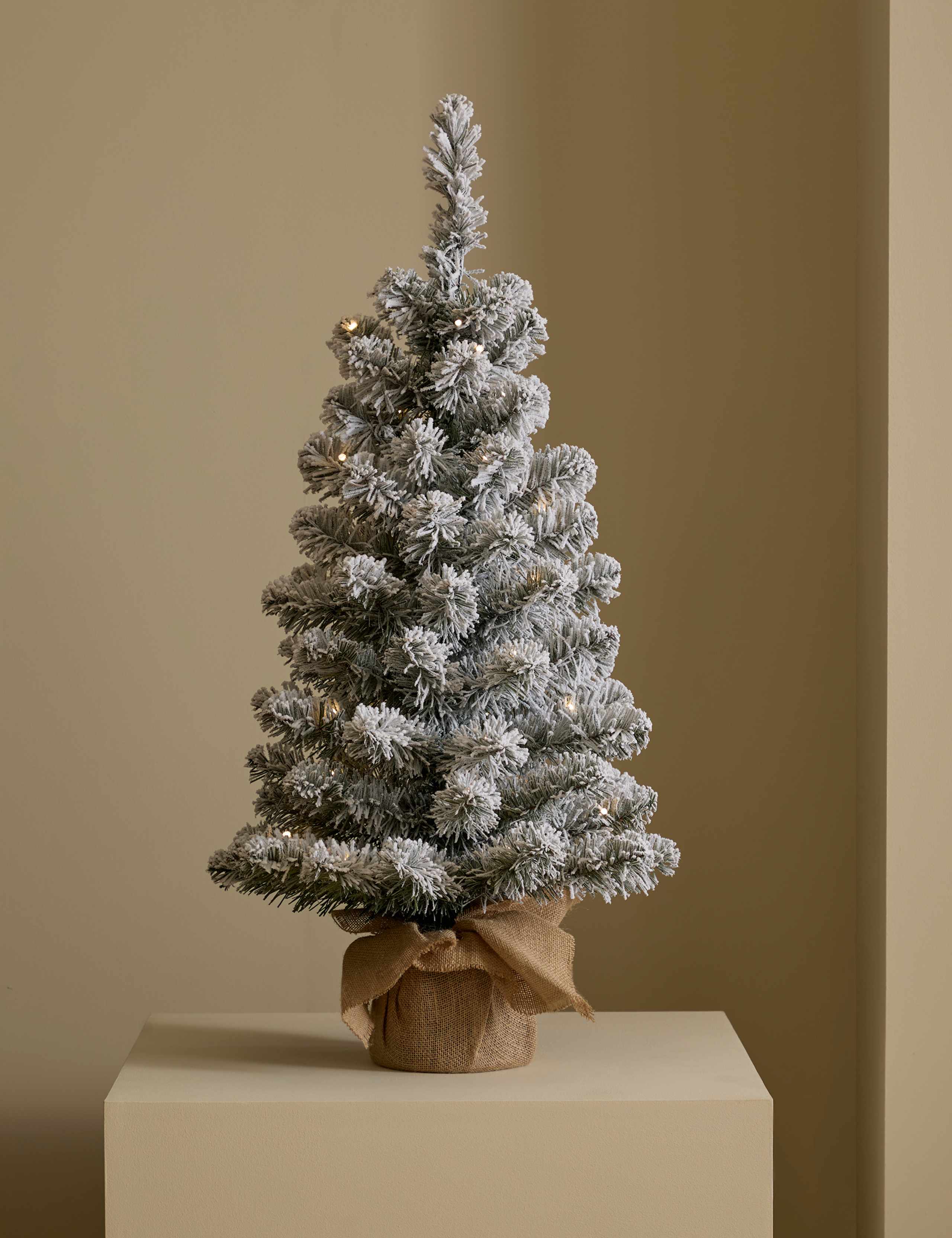 3ft Pre-LIt Snowy Christmas Tree