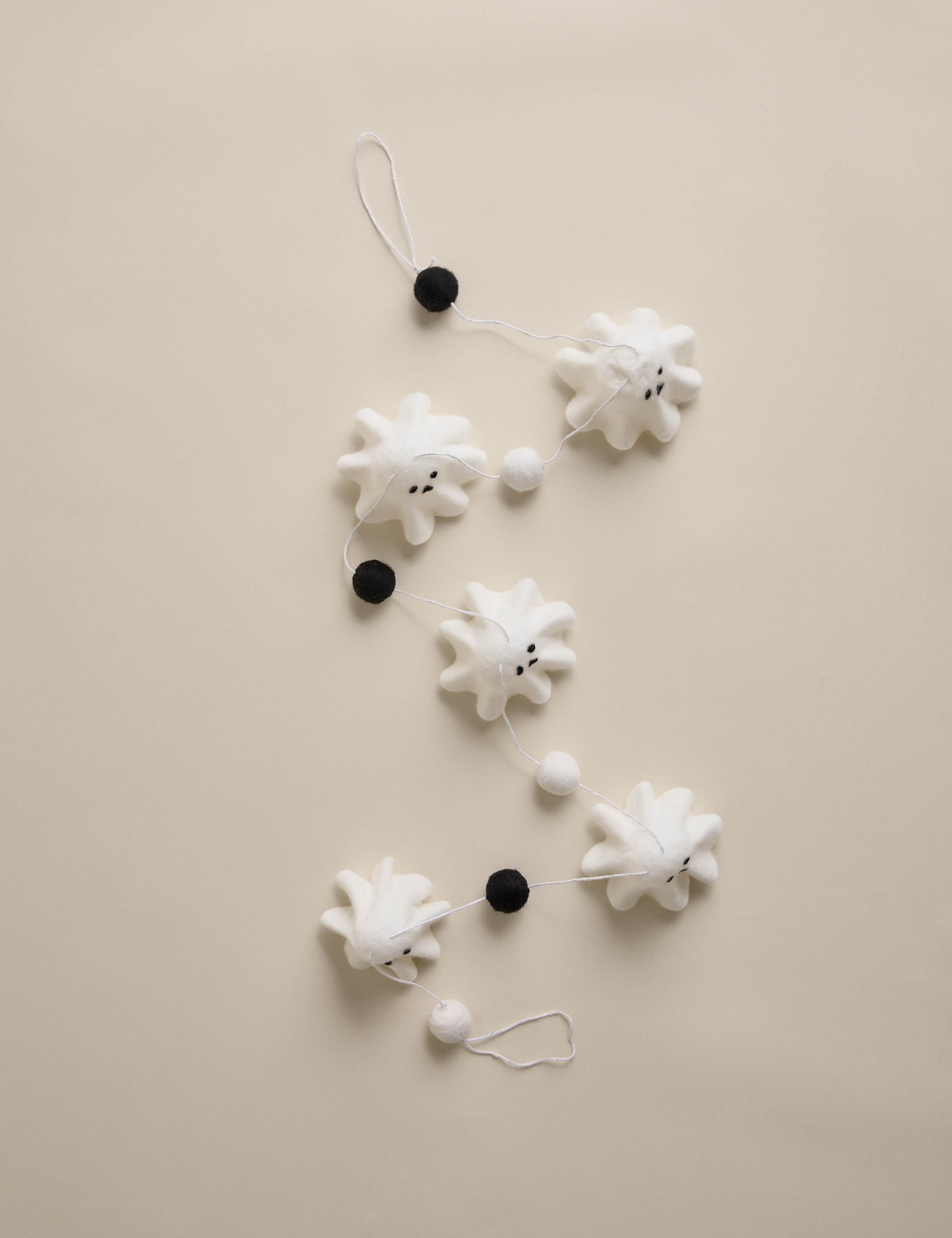Halloween Felt Ghost Garland