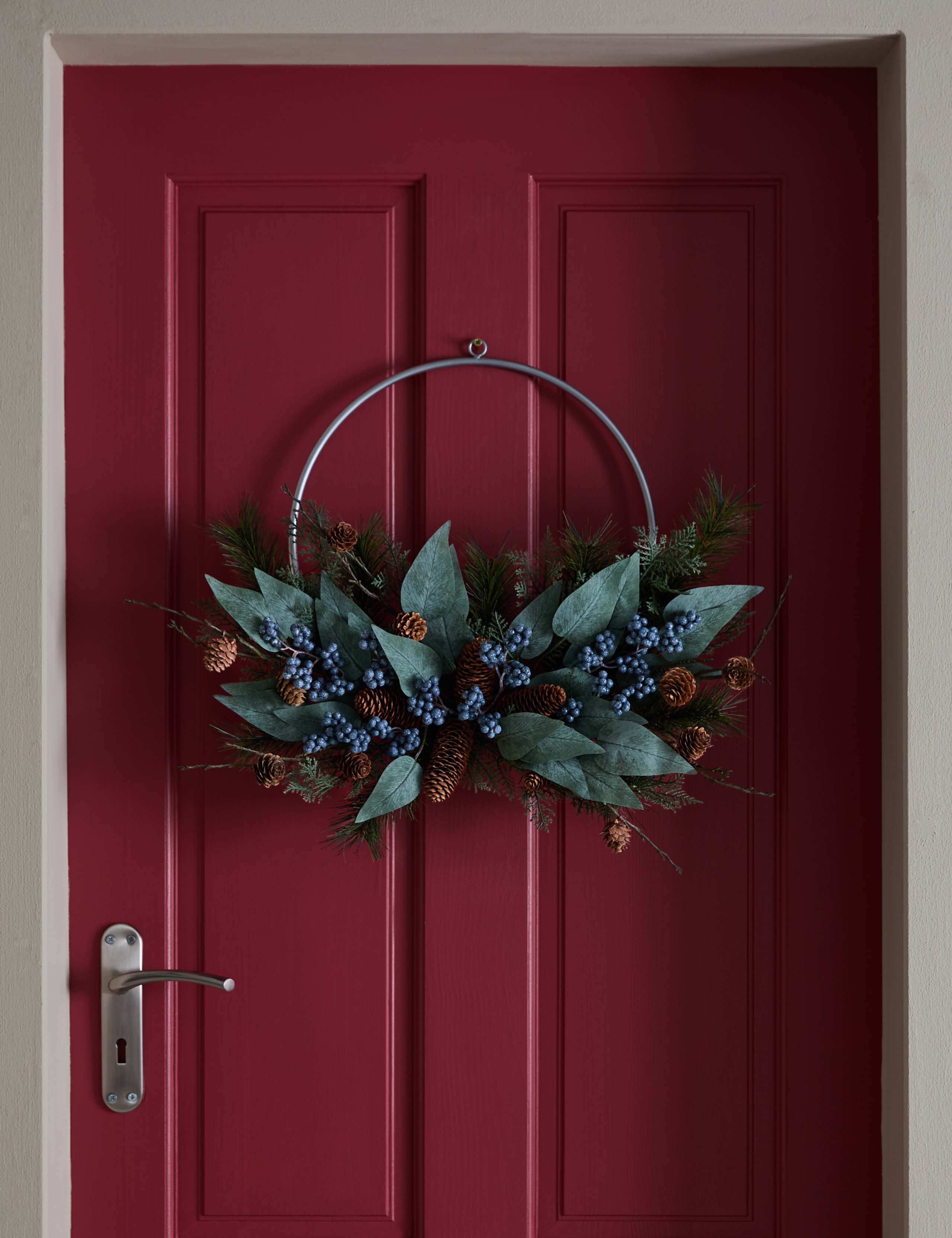 Half Metal Ring Wreath