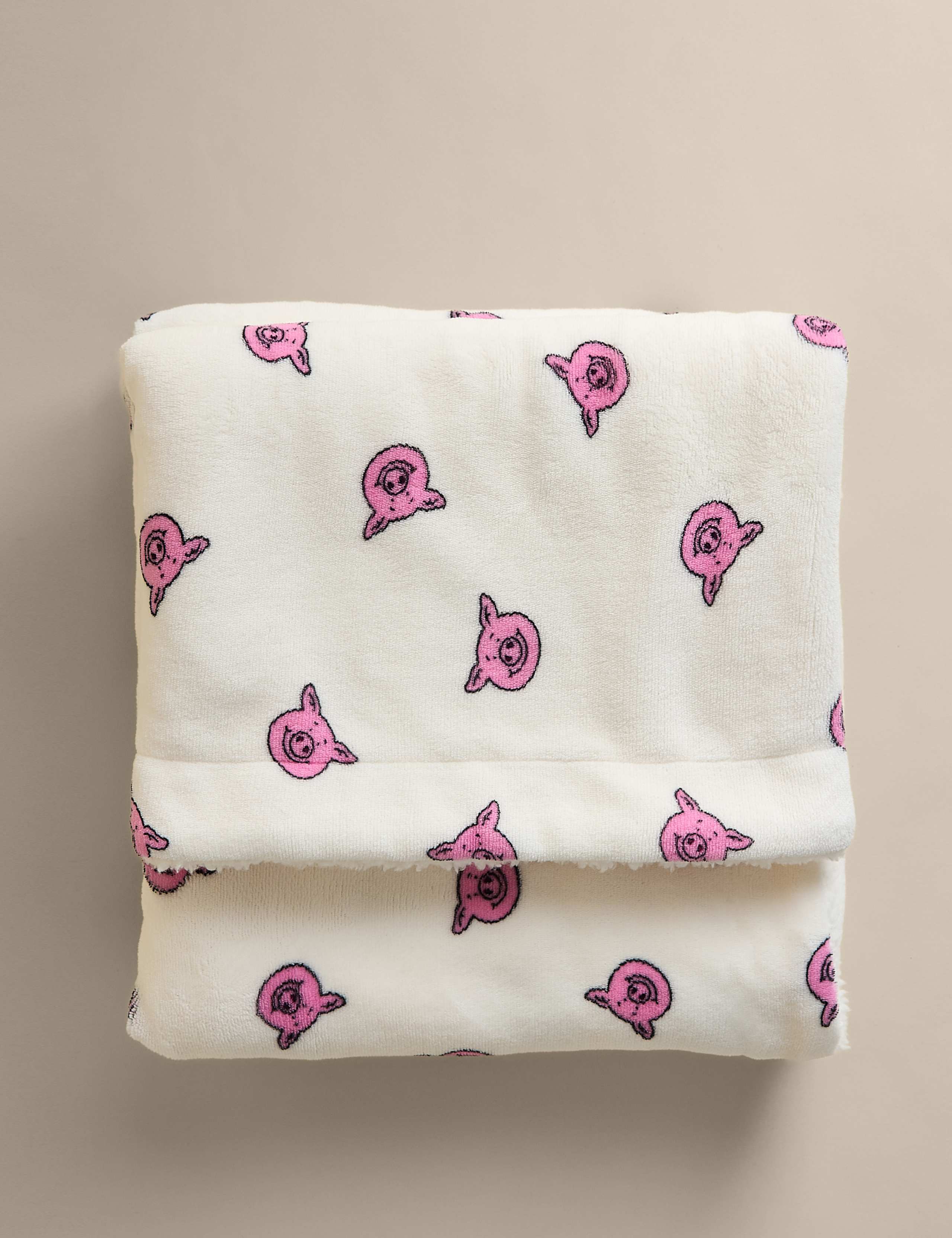 Percy Pig™ Borg Fleece Throw