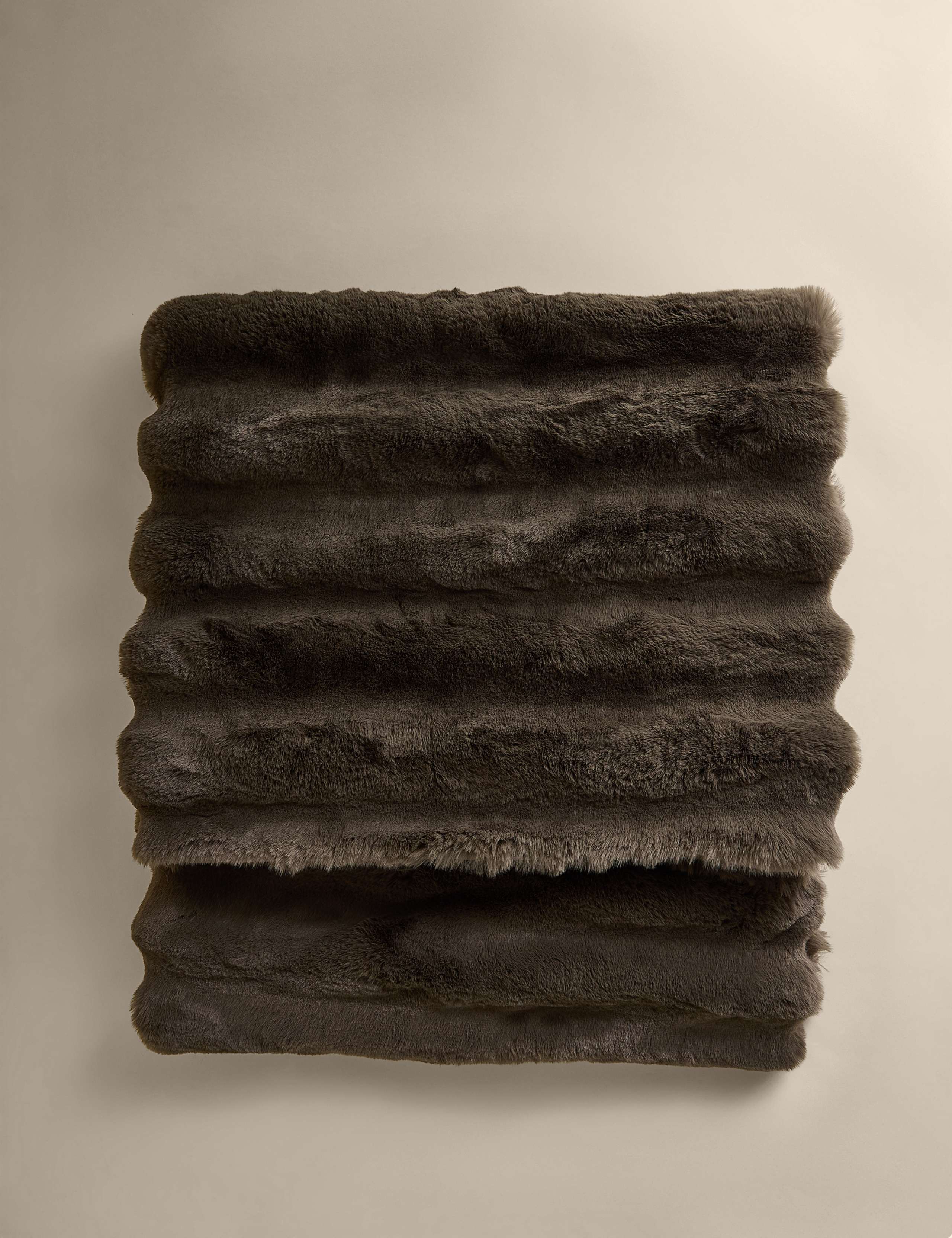 Ribbed Chunky Adult Throw