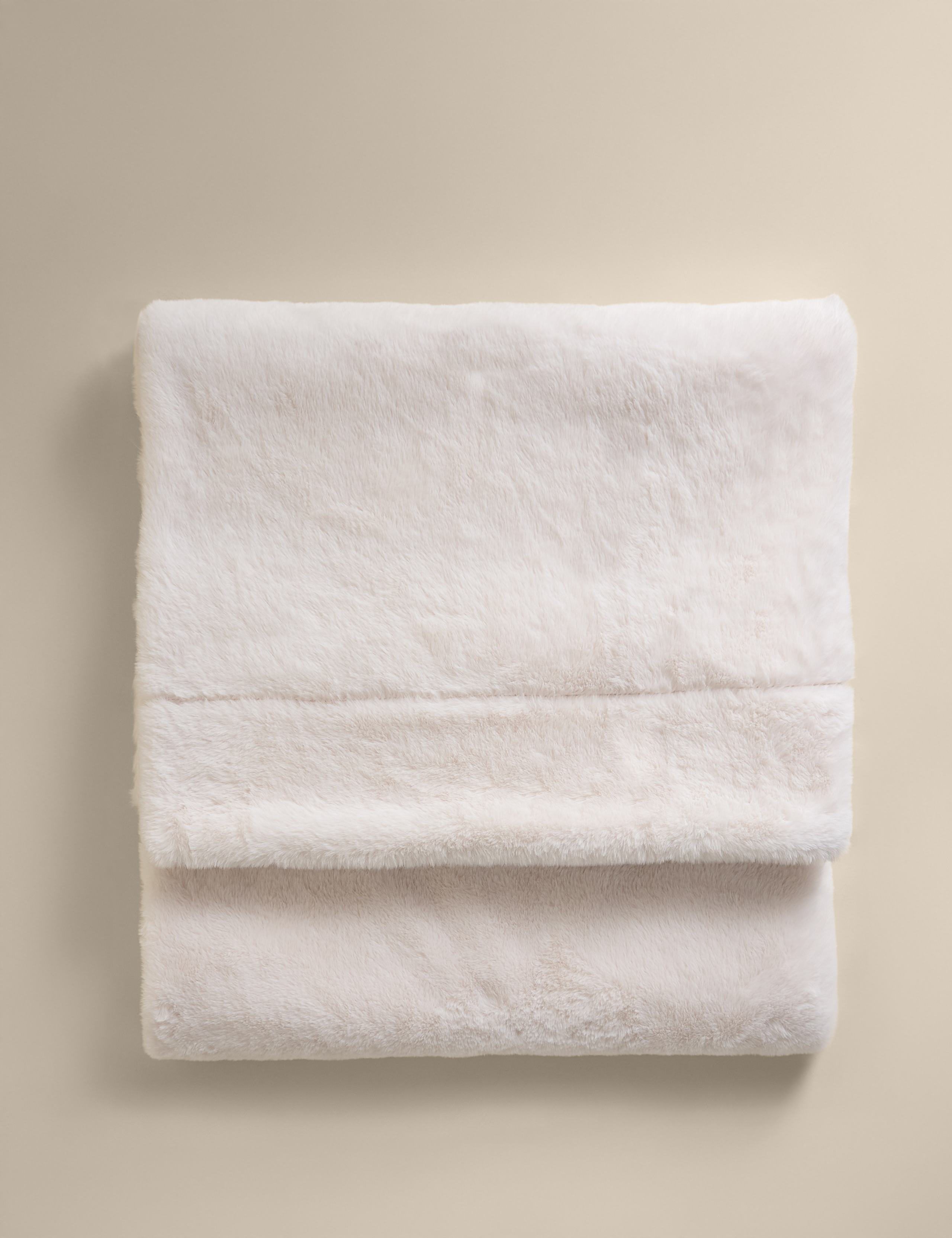 Supersoft Faux Fur Large Throw