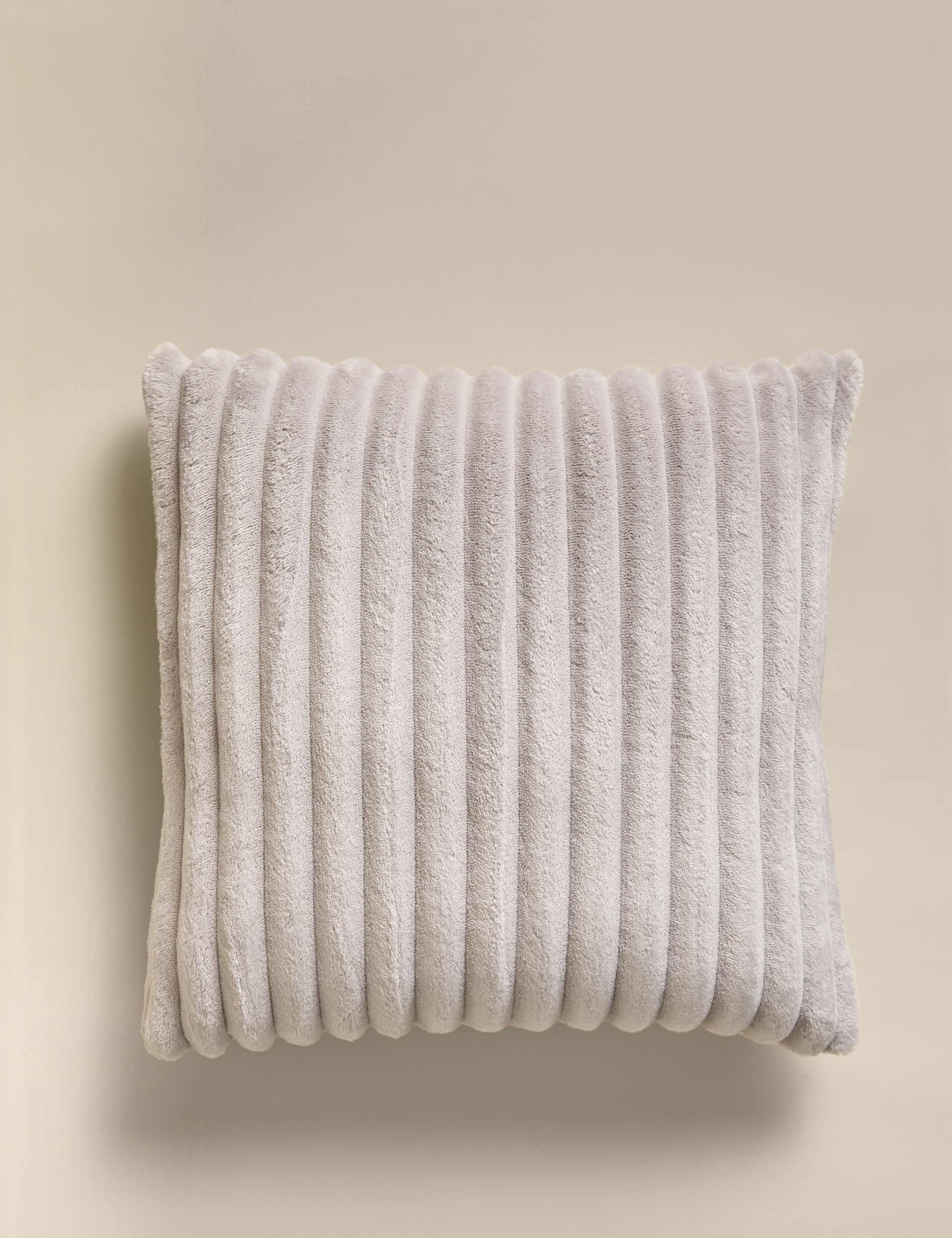 Ribbed Fleece Cushion