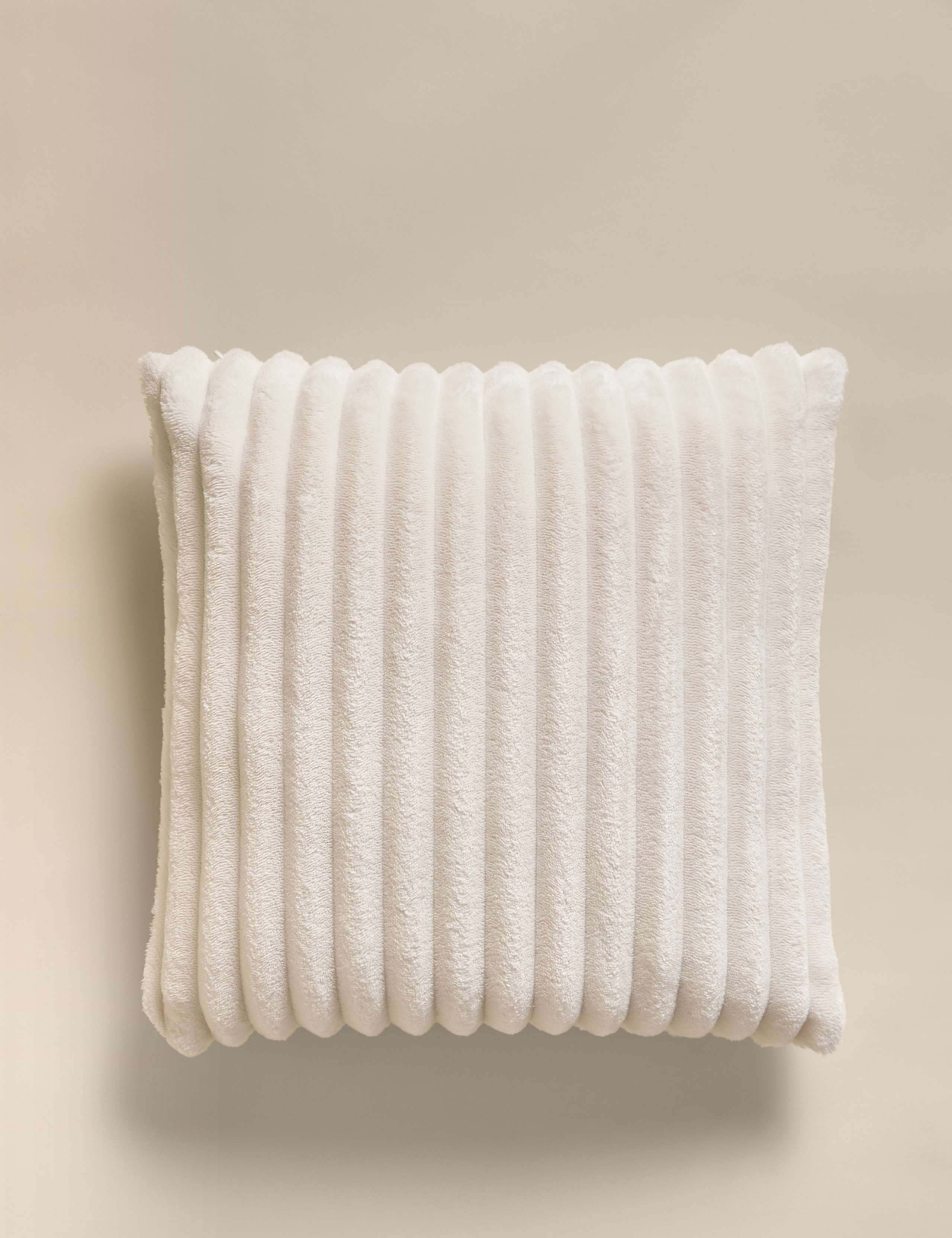 Ribbed Fleece Cushion