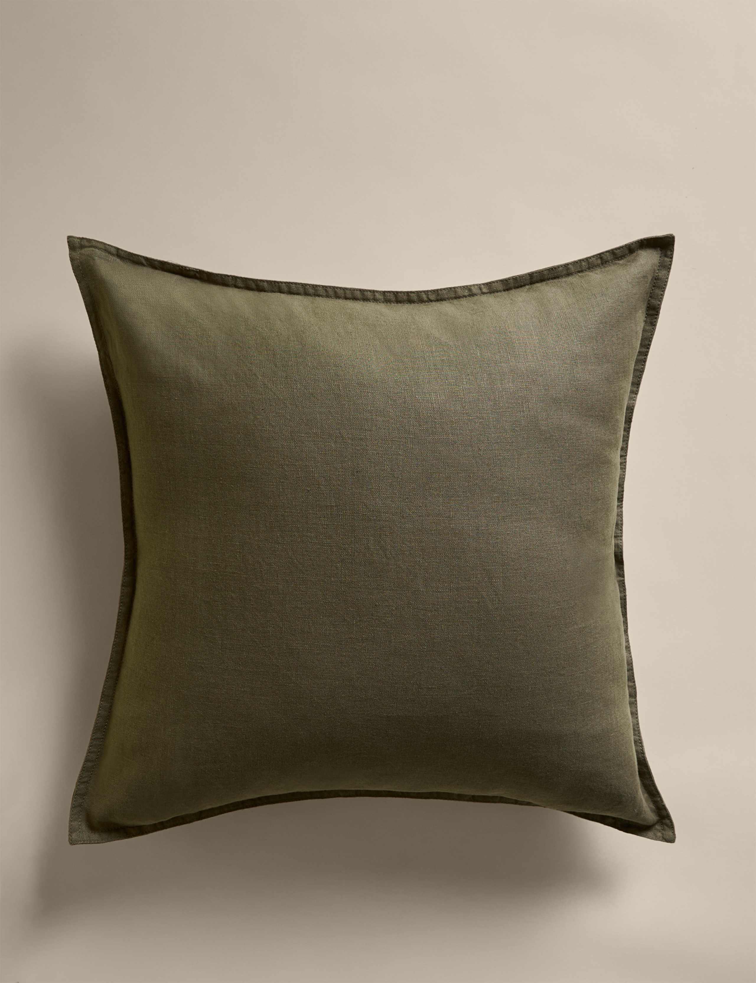 Pure Linen Flange Trim Cushion