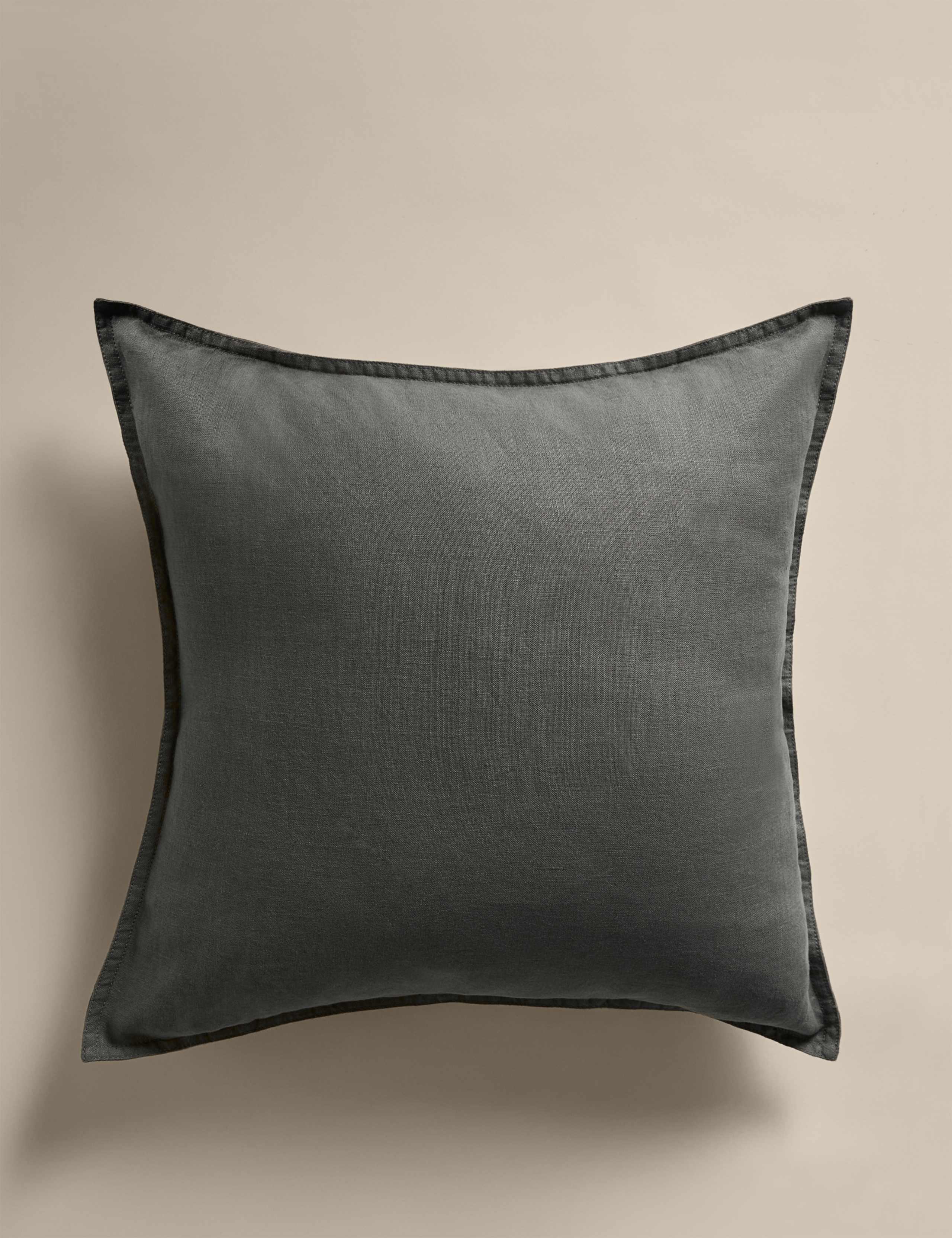 Pure Linen Flange Trim Cushion