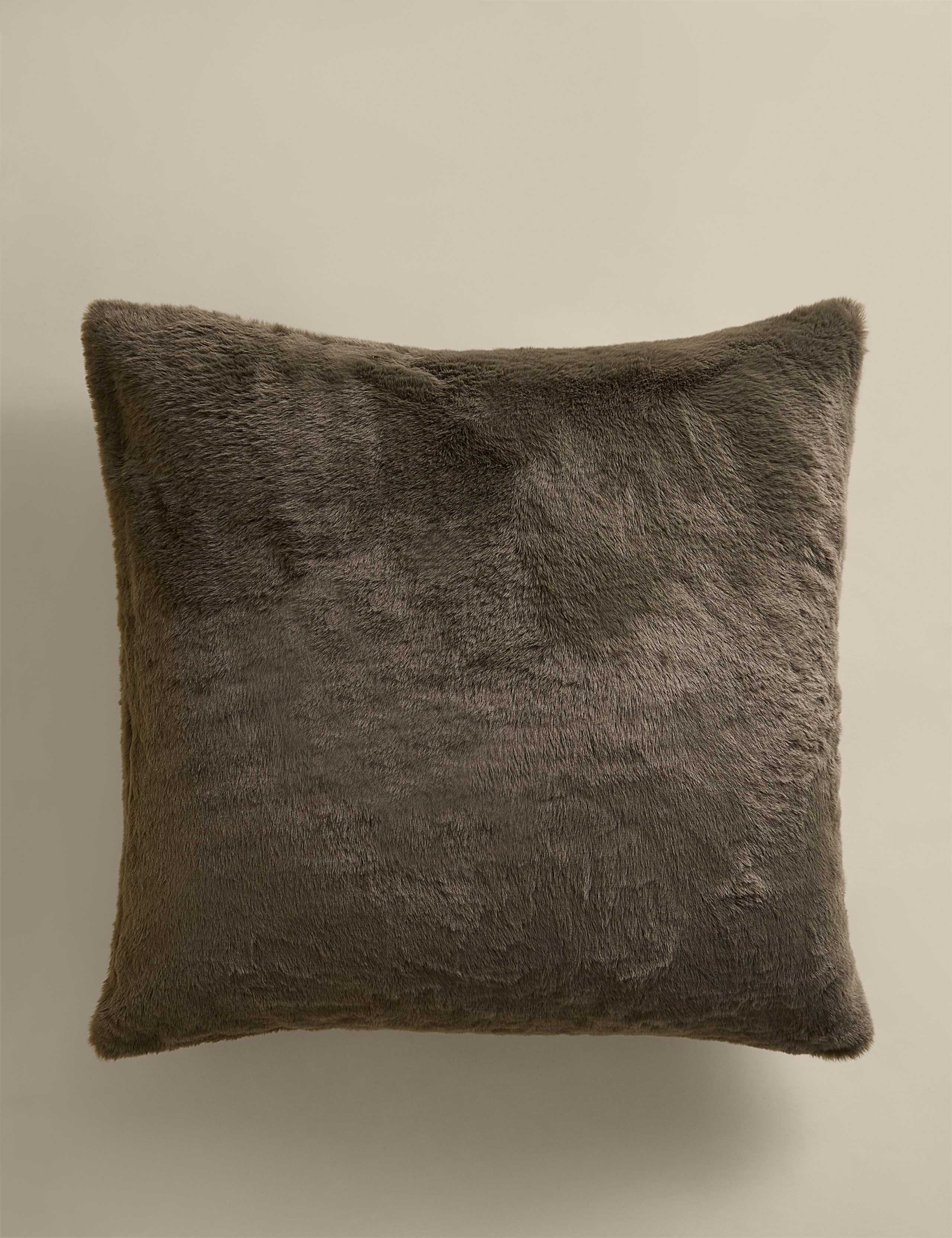 Velvet Supersoft Cushion