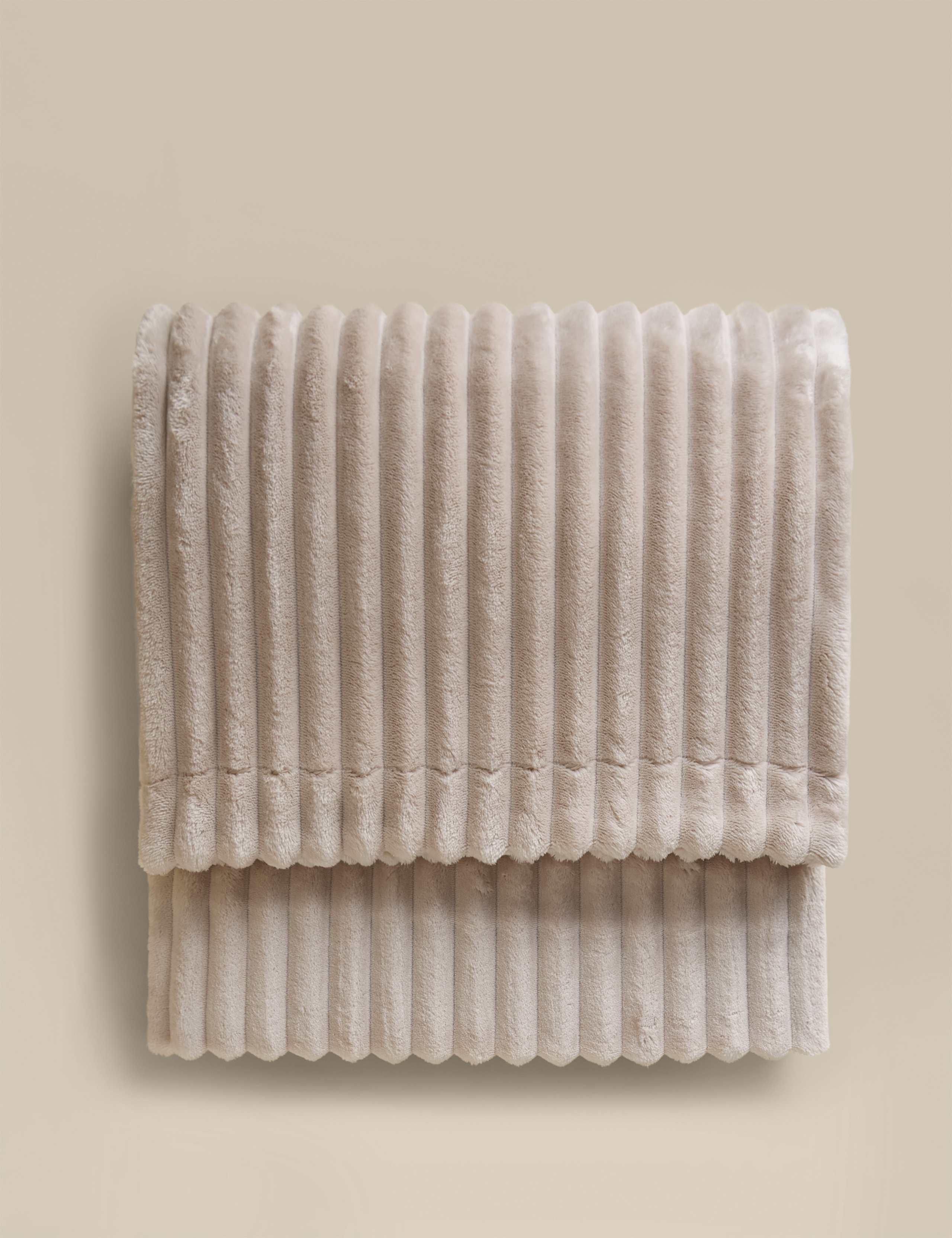 Fleece Ribbed Throw