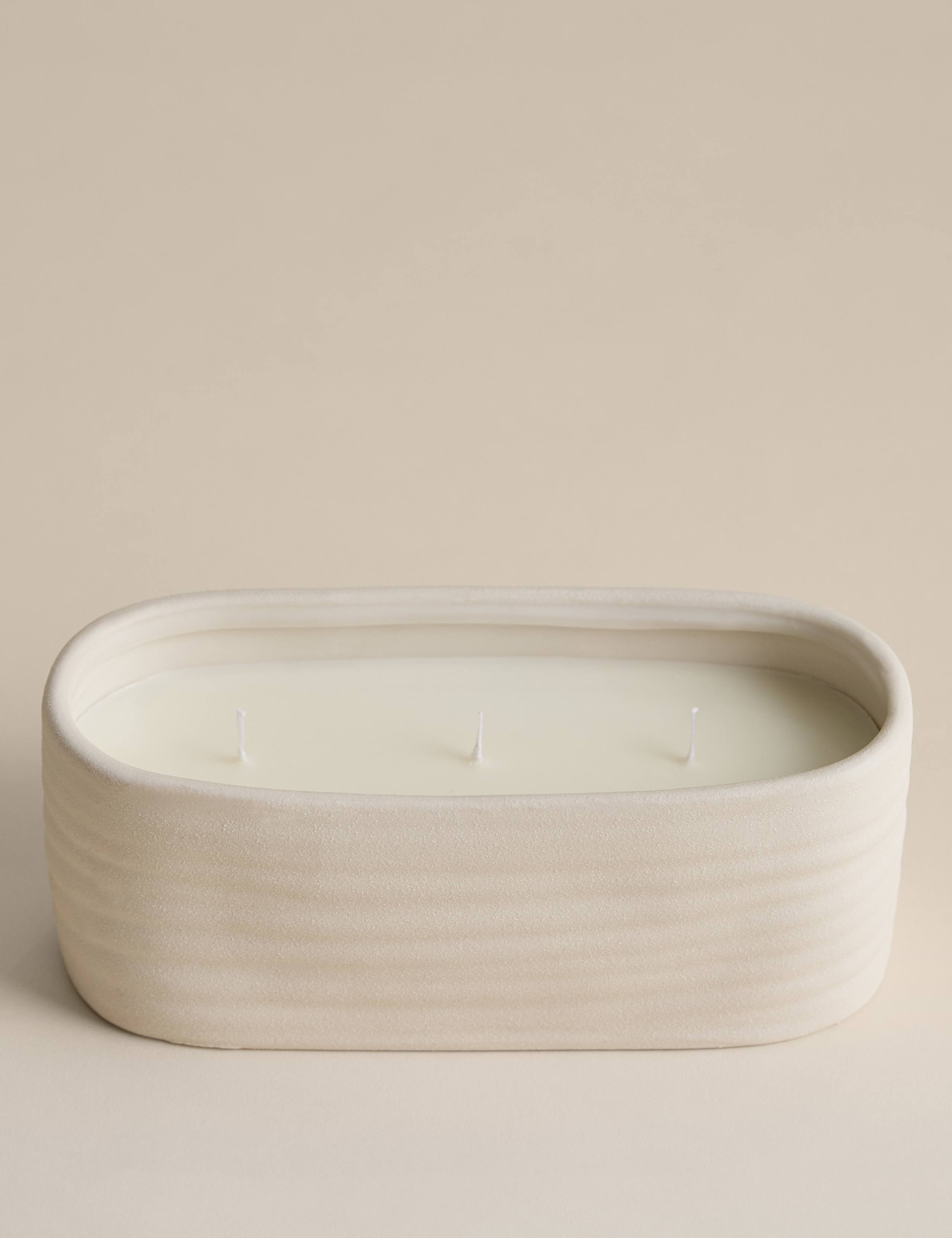 Bed 3 Wick Candle