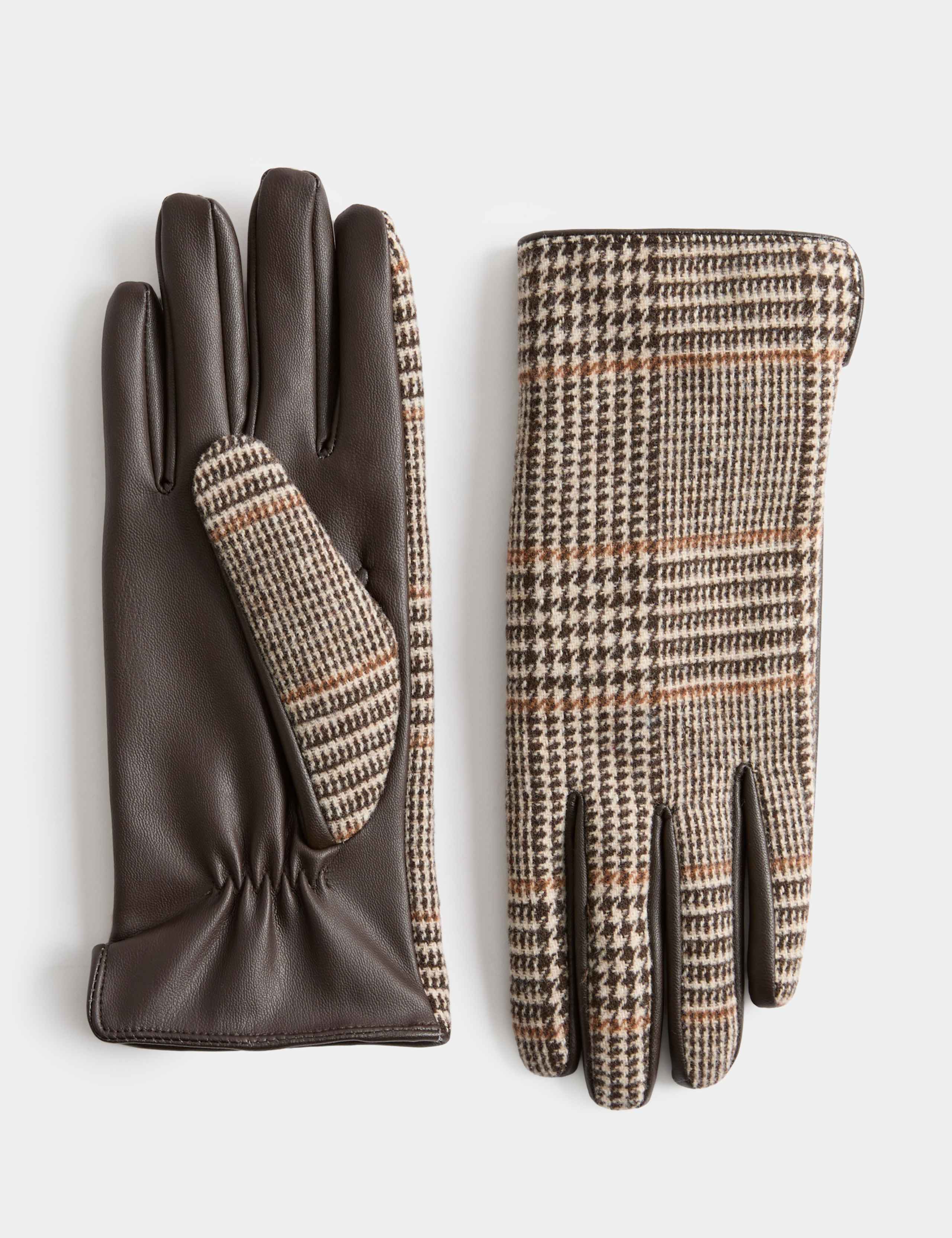 Checked Gloves