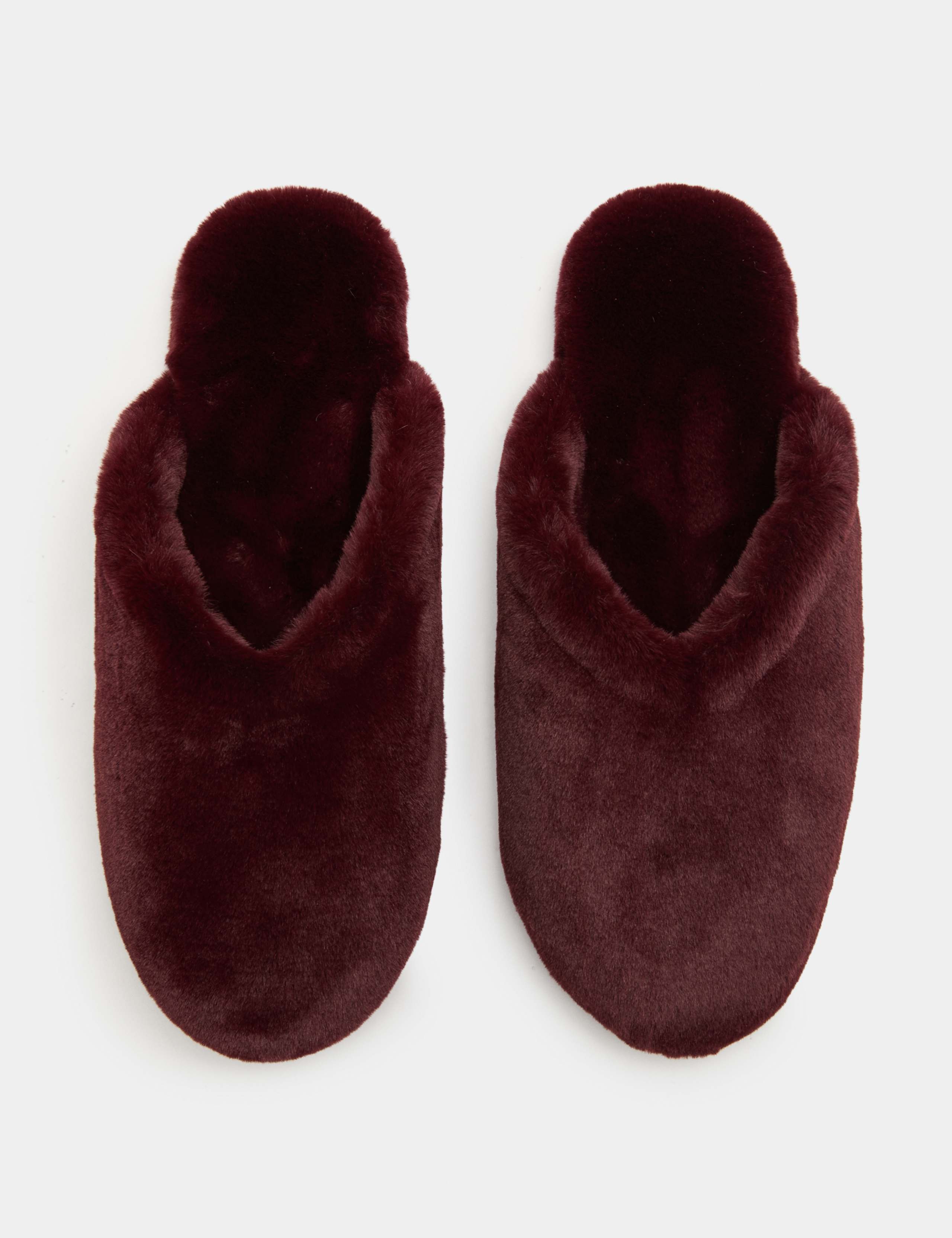 Faux Fur Round Toe Mule Slippers