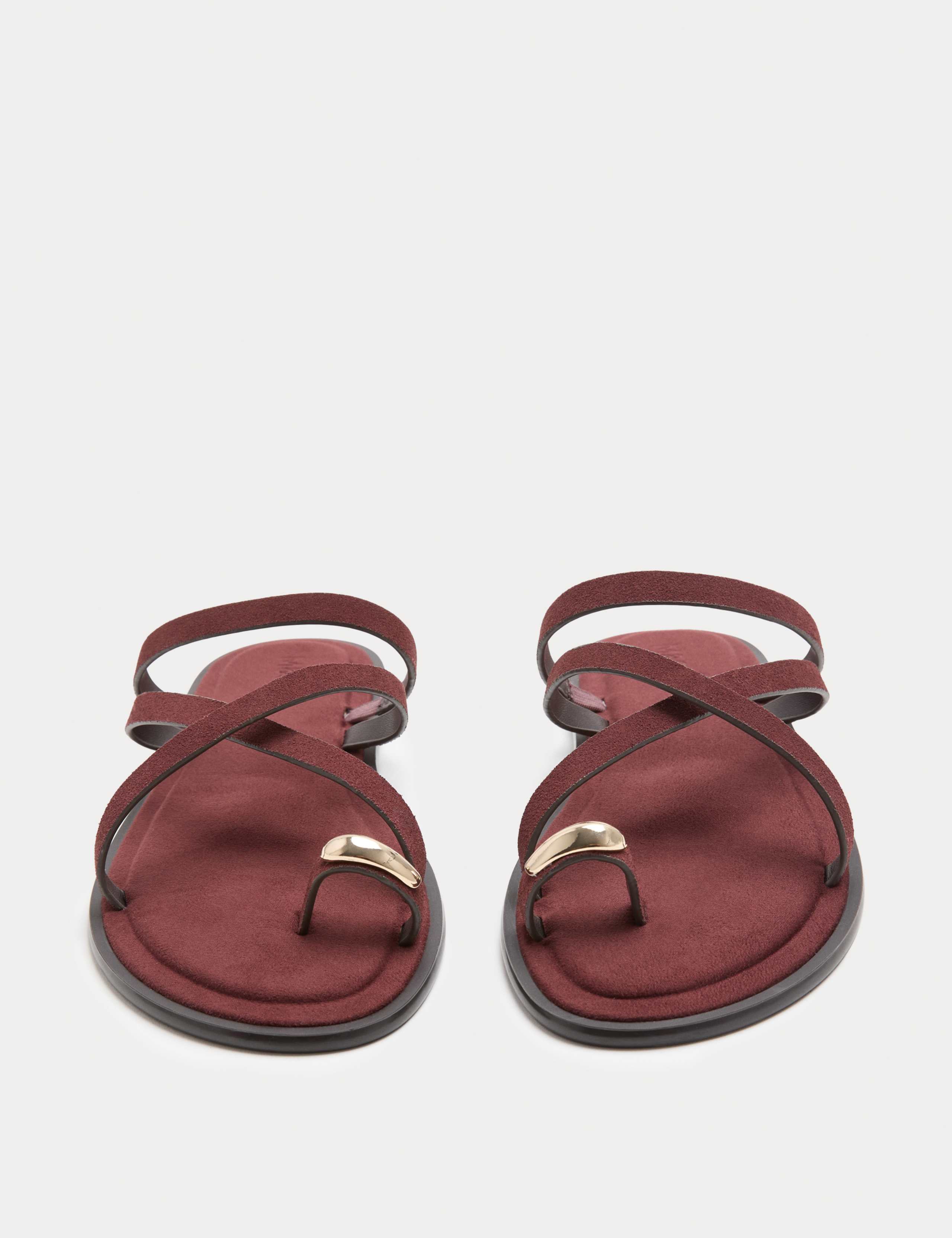 Suede Strappy Flat Toe Loop Sandals