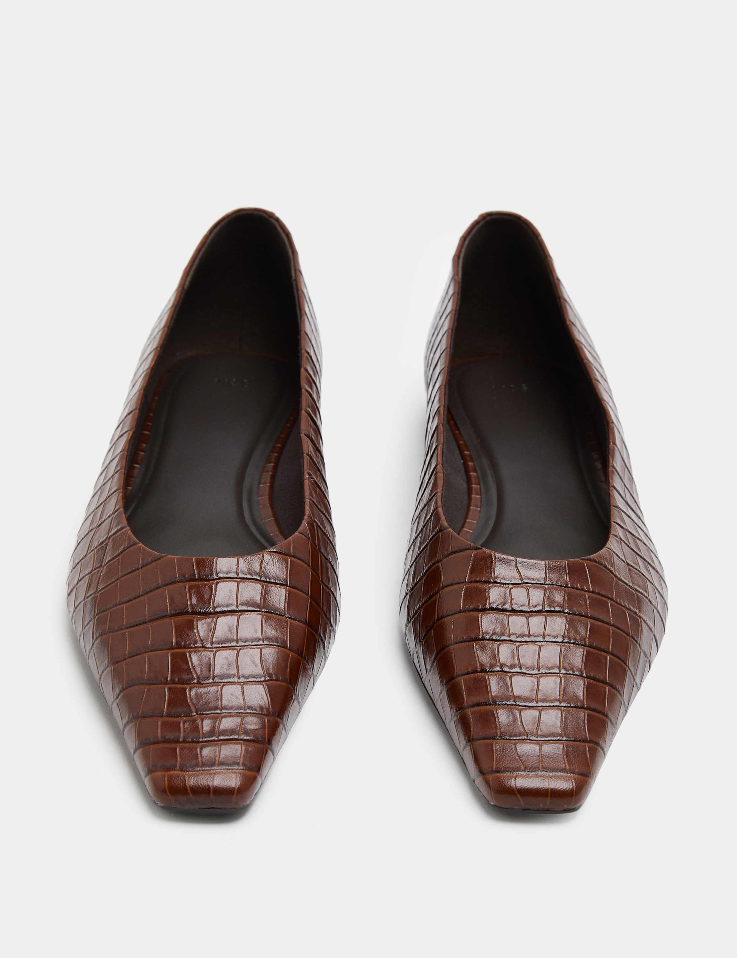 Leather Croc Chisel Toe Flat Pumps